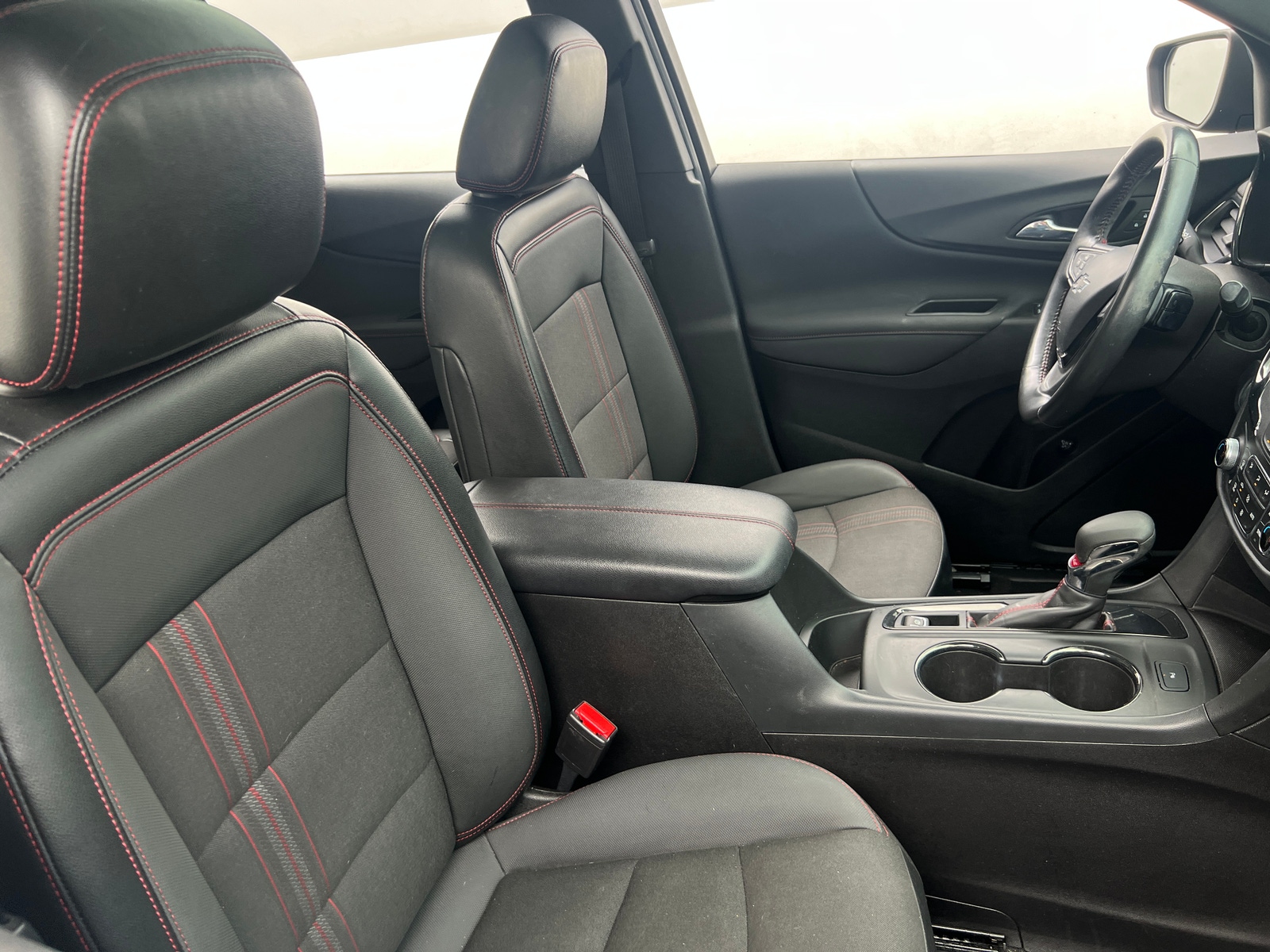 Thumbnail: 2022 Chevrolet Equinox - 2