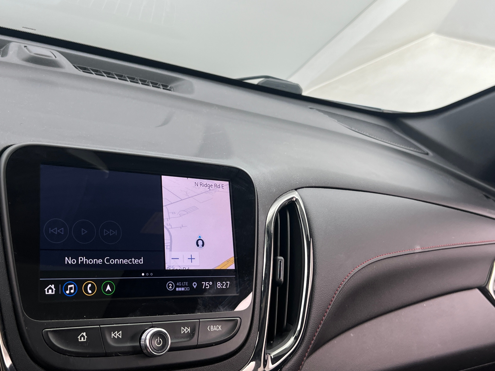 Thumbnail: 2022 Chevrolet Equinox - 4