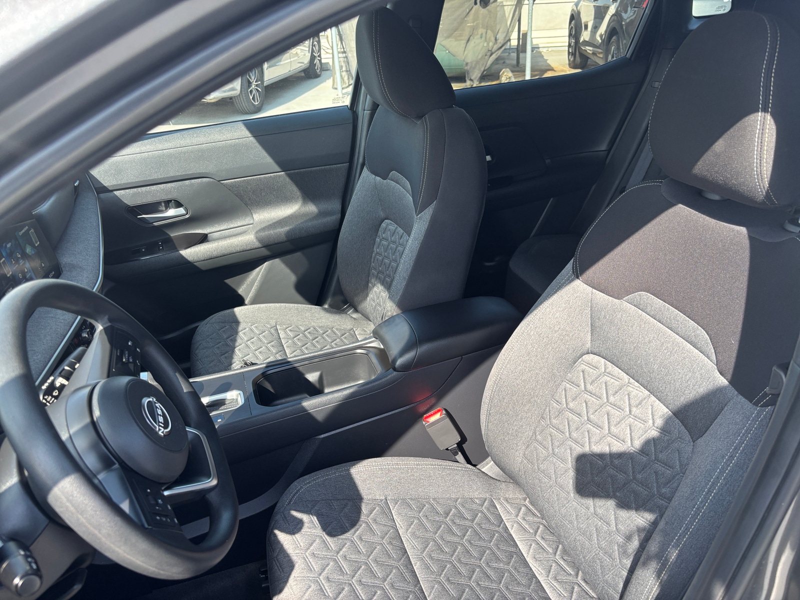 Thumbnail: 2026 Nissan Kicks - 2