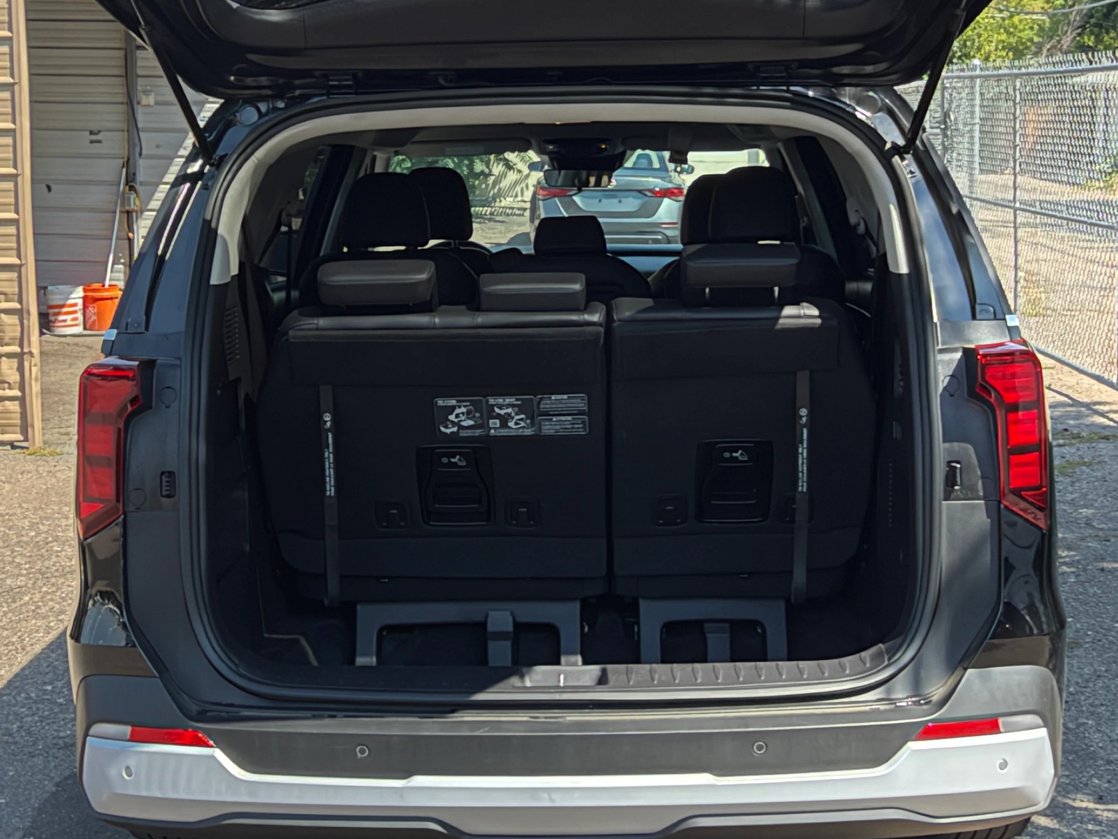 Thumbnail: 2026 Kia Carnival - 7