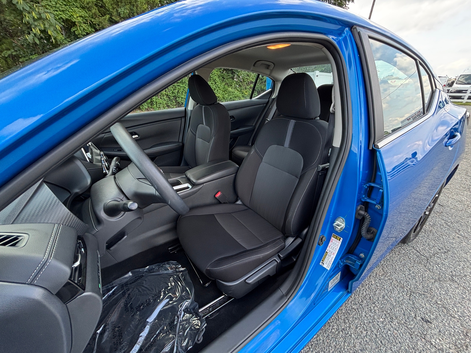 Thumbnail: 2025 Nissan Sentra - 2