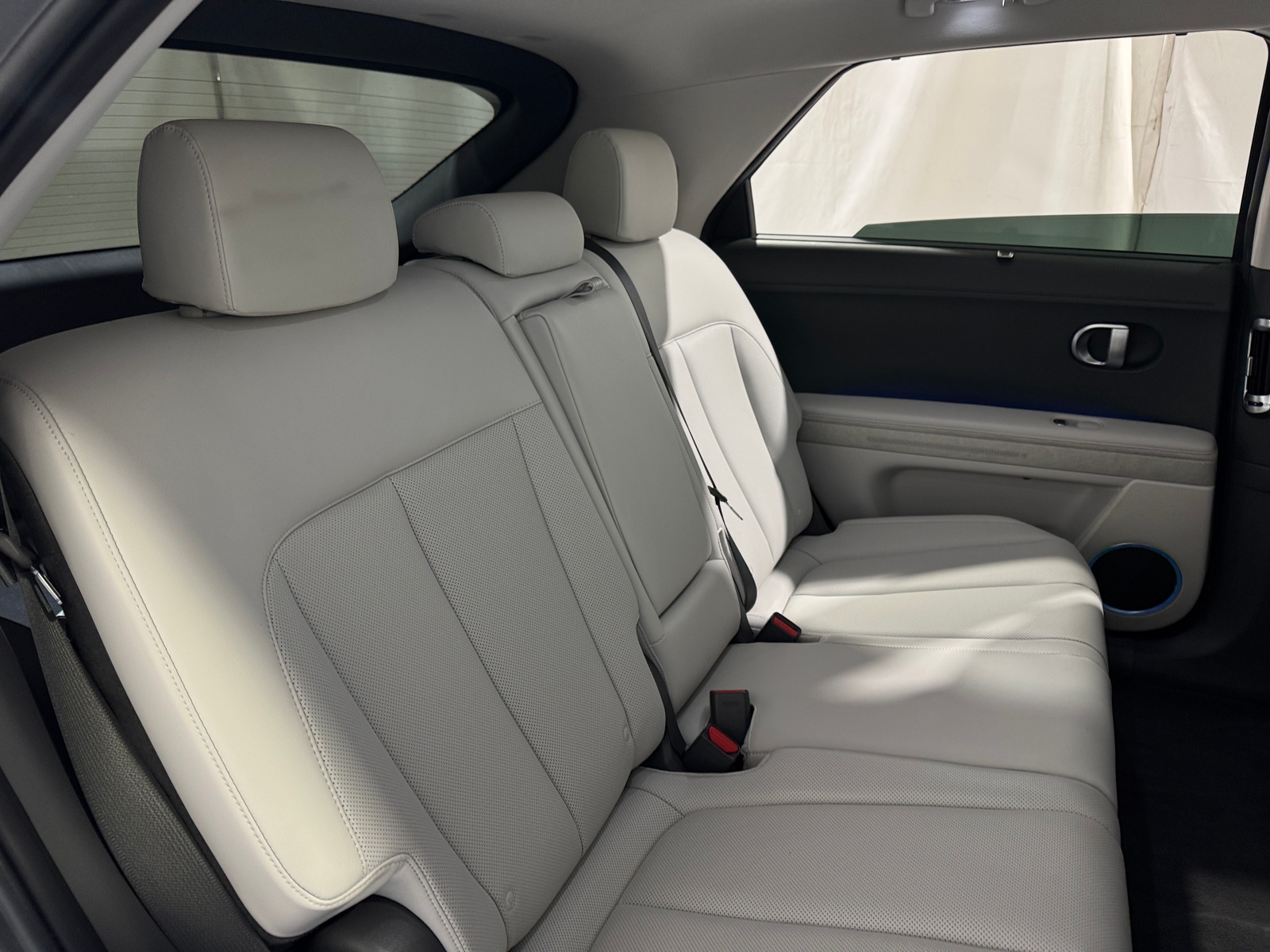 Thumbnail: 2023 Hyundai Ioniq 5 - 5