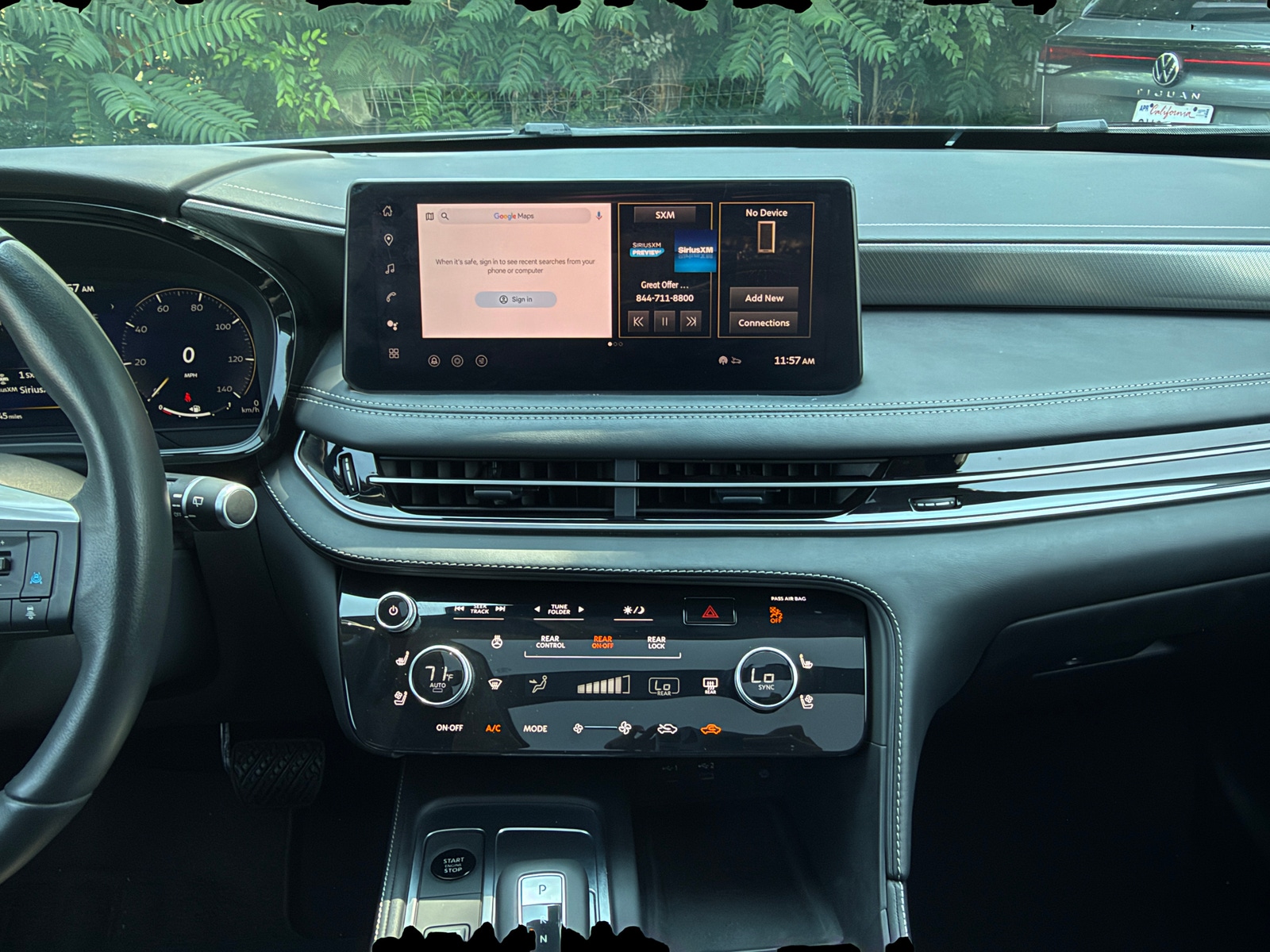 Thumbnail: 2026 INFINITI QX60 - 4