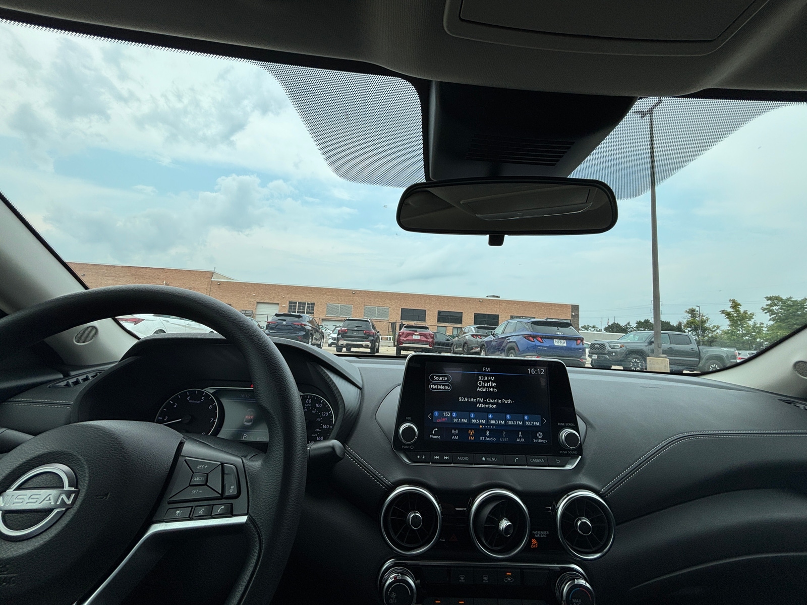 Thumbnail: 2025 Nissan Sentra - 3