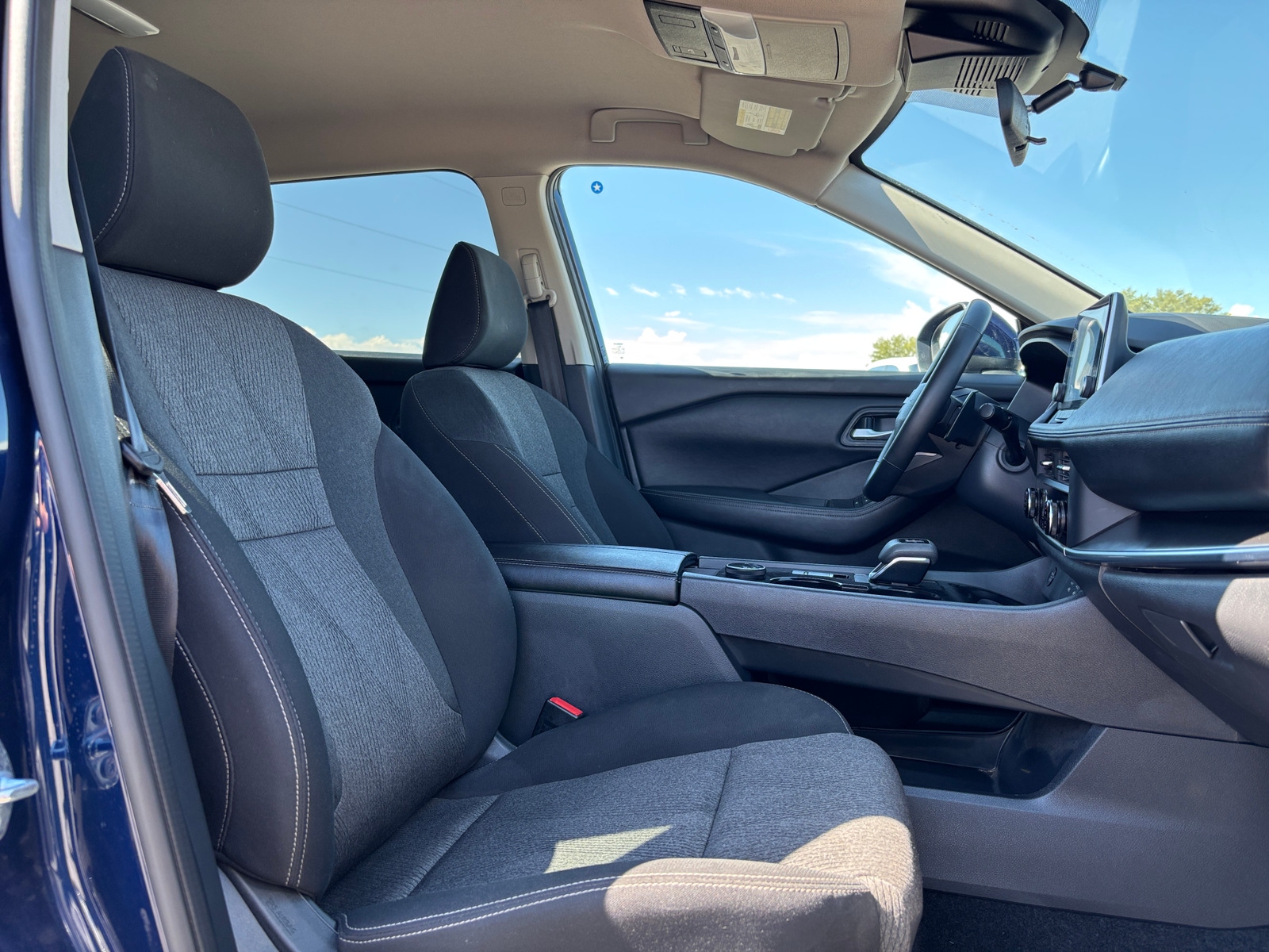 Thumbnail: 2025 Nissan Rogue - 2