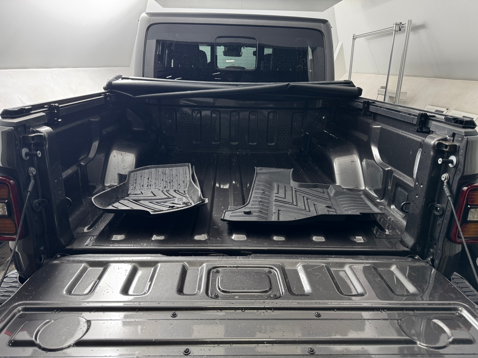 Thumbnail: 2024 Jeep Gladiator - 6