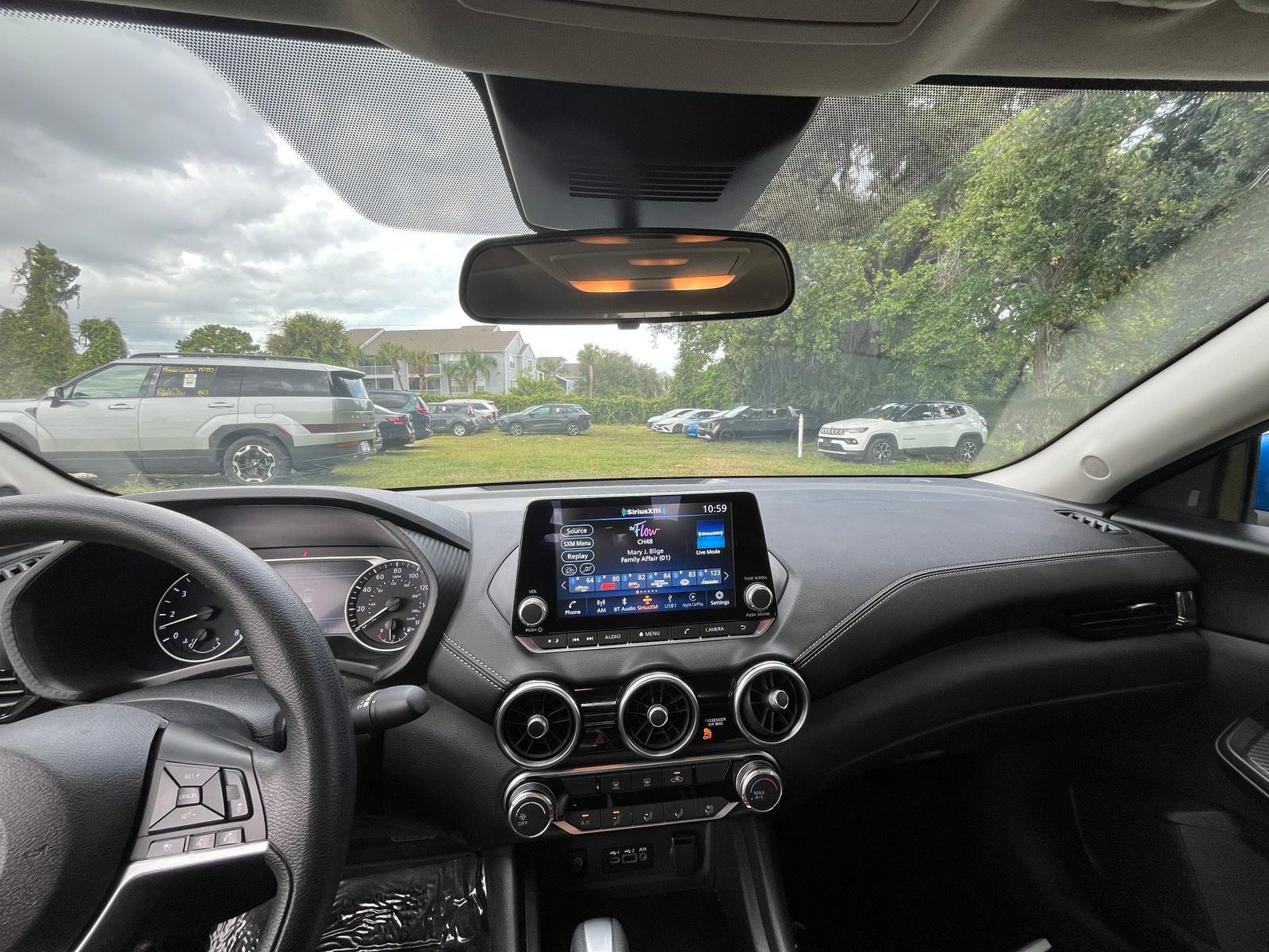 Thumbnail: 2025 Nissan Sentra - 3