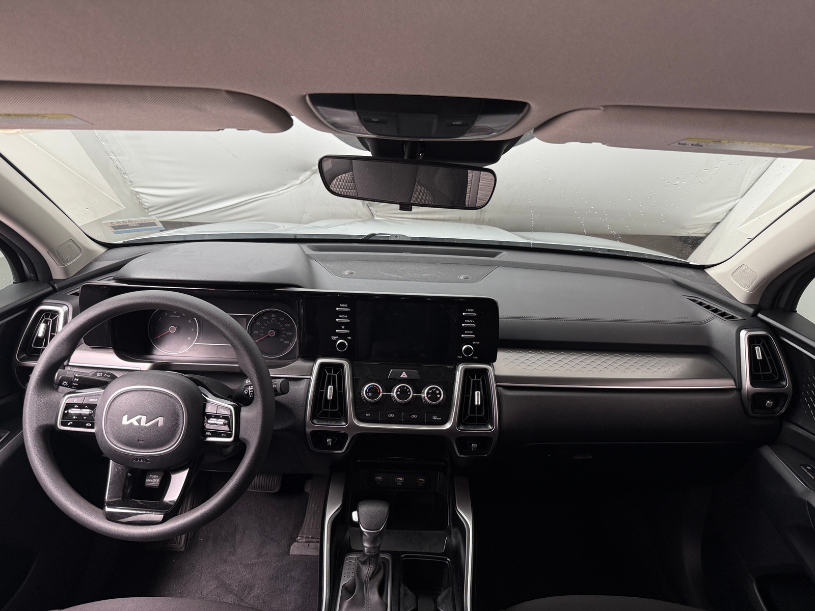 Thumbnail: 2022 Kia Sorento - 3