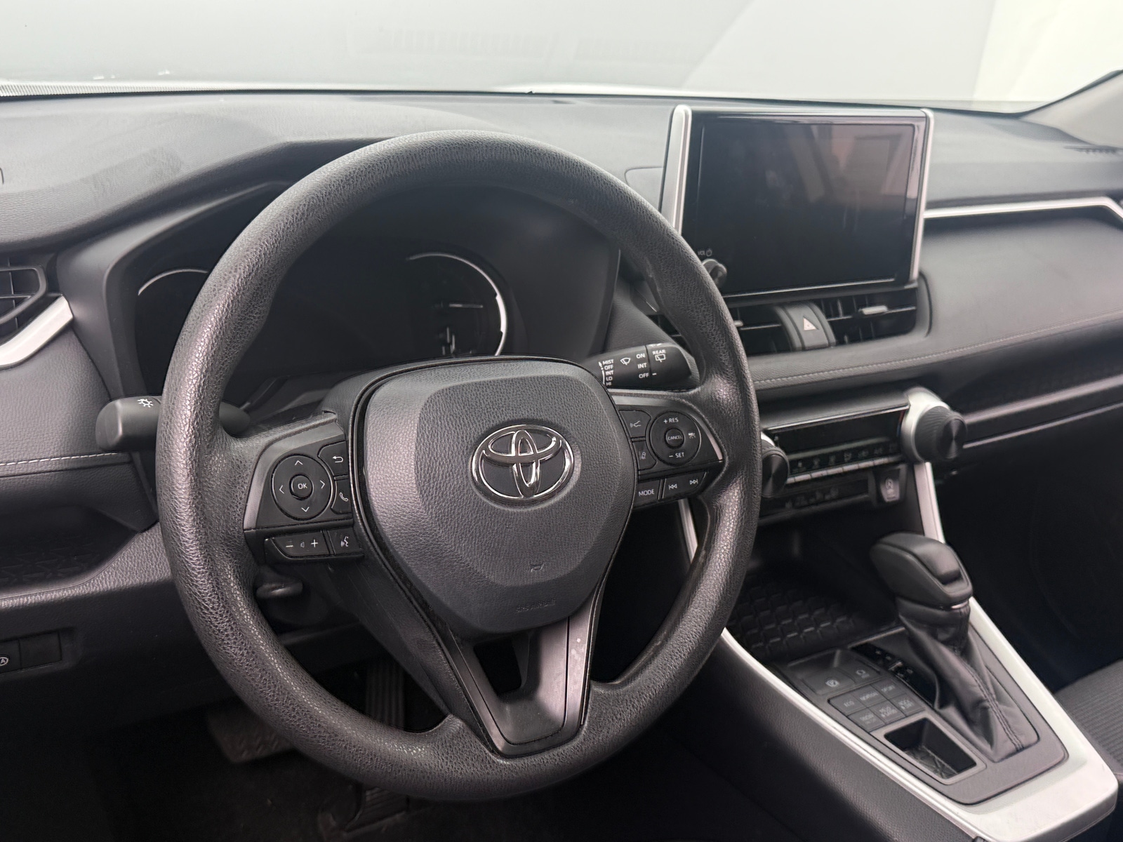 Thumbnail: 2025 Toyota RAV4 - 5