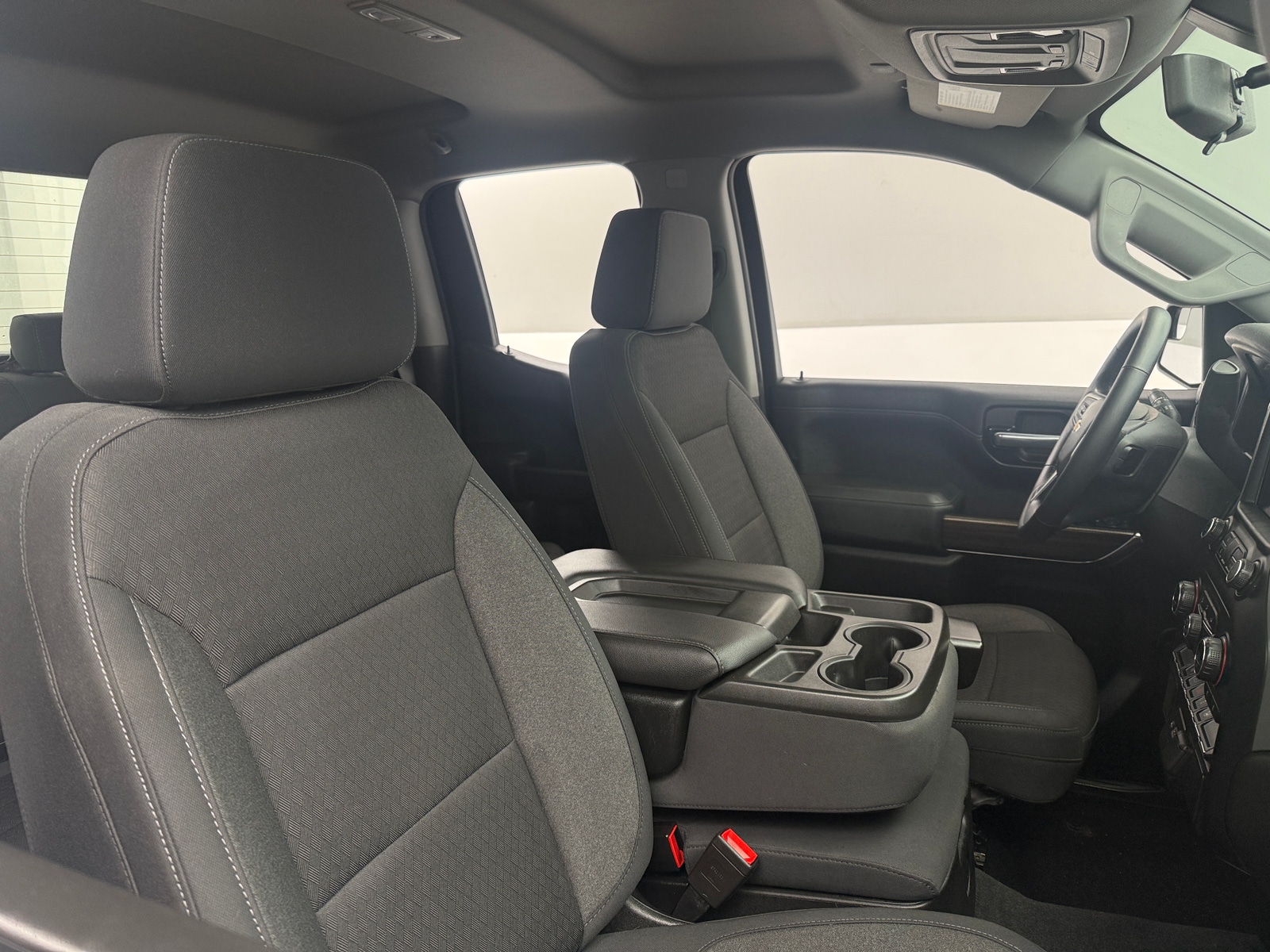 Thumbnail: 2020 Chevrolet Silverado 1500 - 2