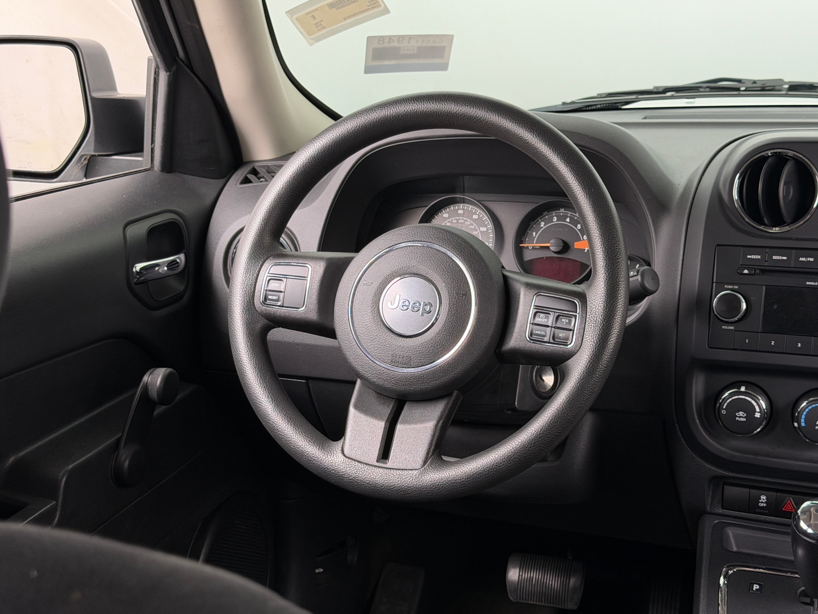 Thumbnail: 2014 Jeep Patriot - 5