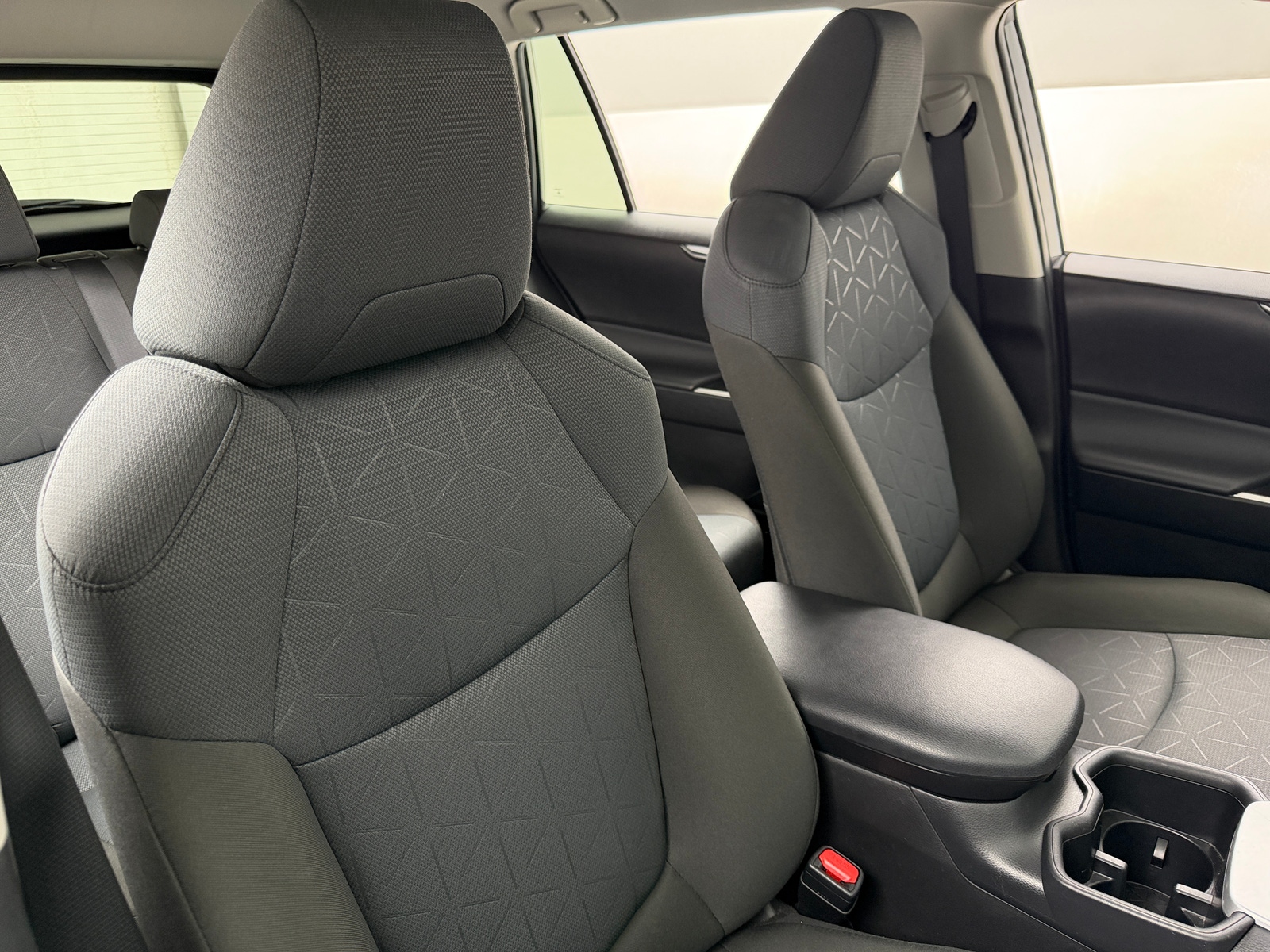 Thumbnail: 2025 Toyota RAV4 - 2