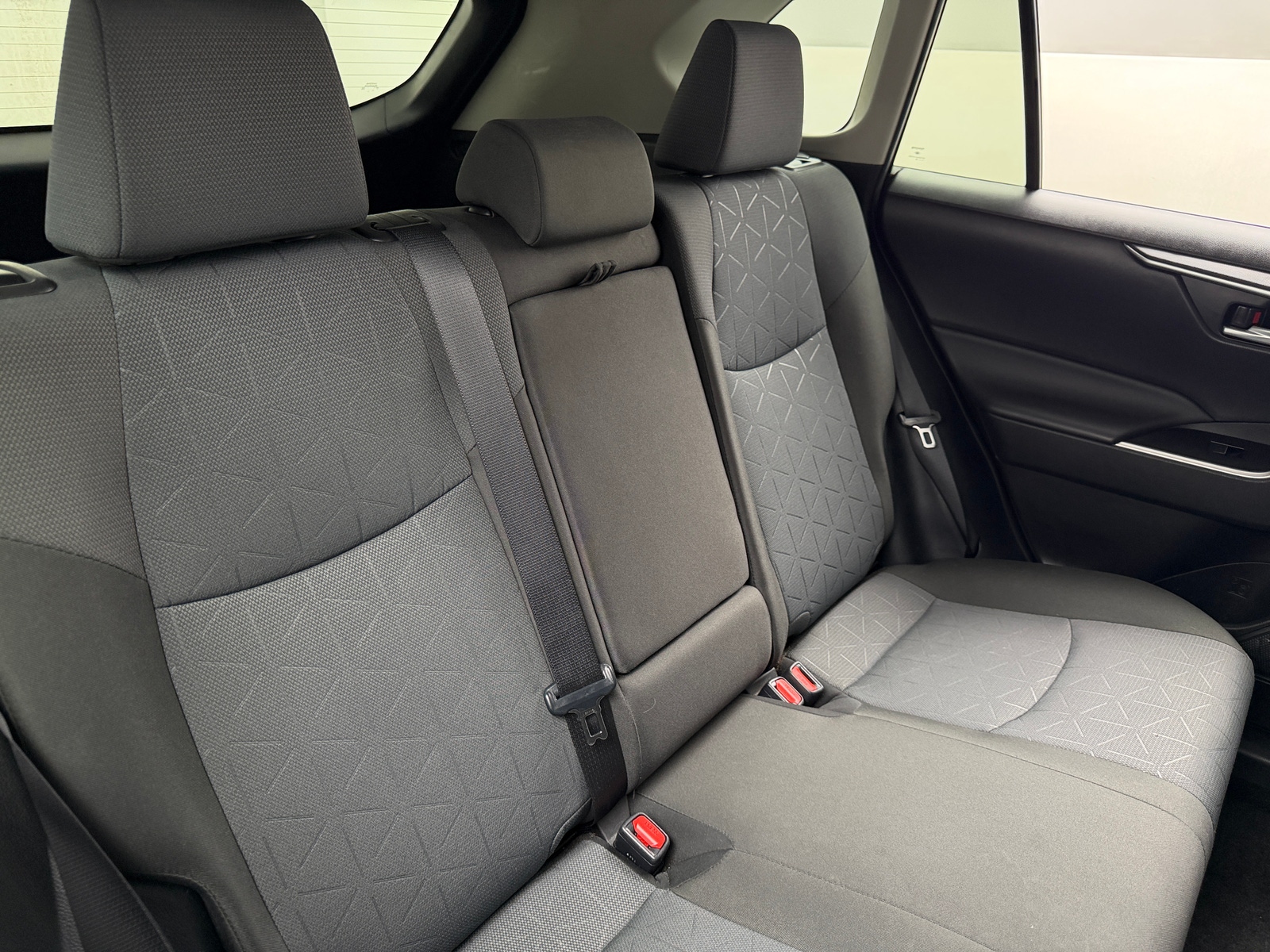Thumbnail: 2025 Toyota RAV4 - 6