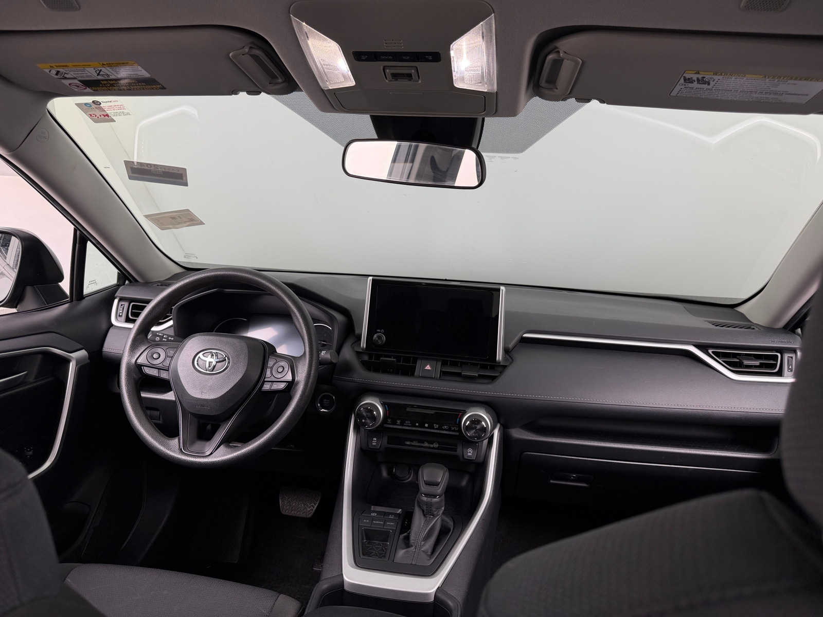 Thumbnail: 2025 Toyota RAV4 - 3