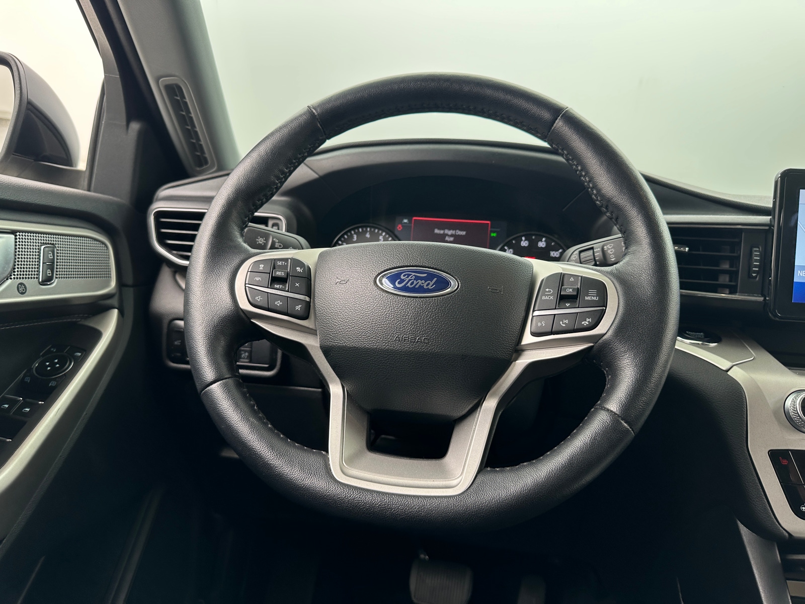 Thumbnail: 2023 Ford Explorer - 4