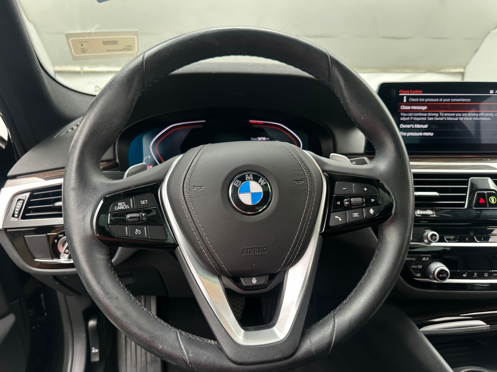 Thumbnail: 2020 BMW 5 Series - 4