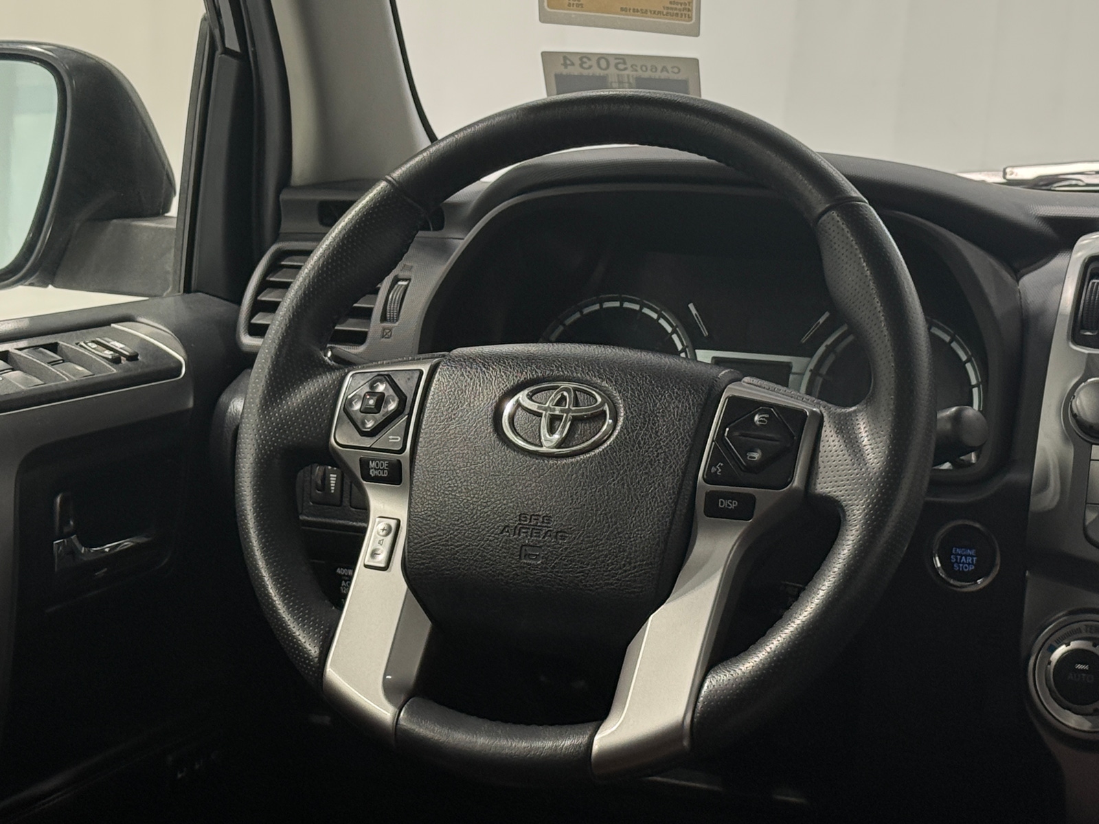 Thumbnail: 2015 Toyota 4Runner - 4