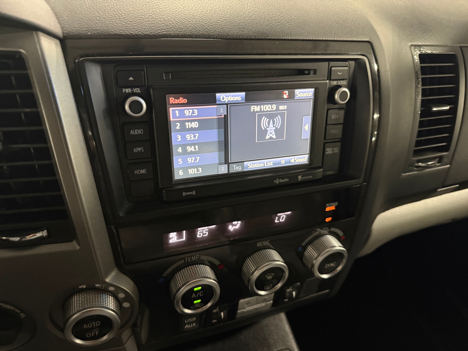 Thumbnail: 2016 Toyota Sequoia - 3