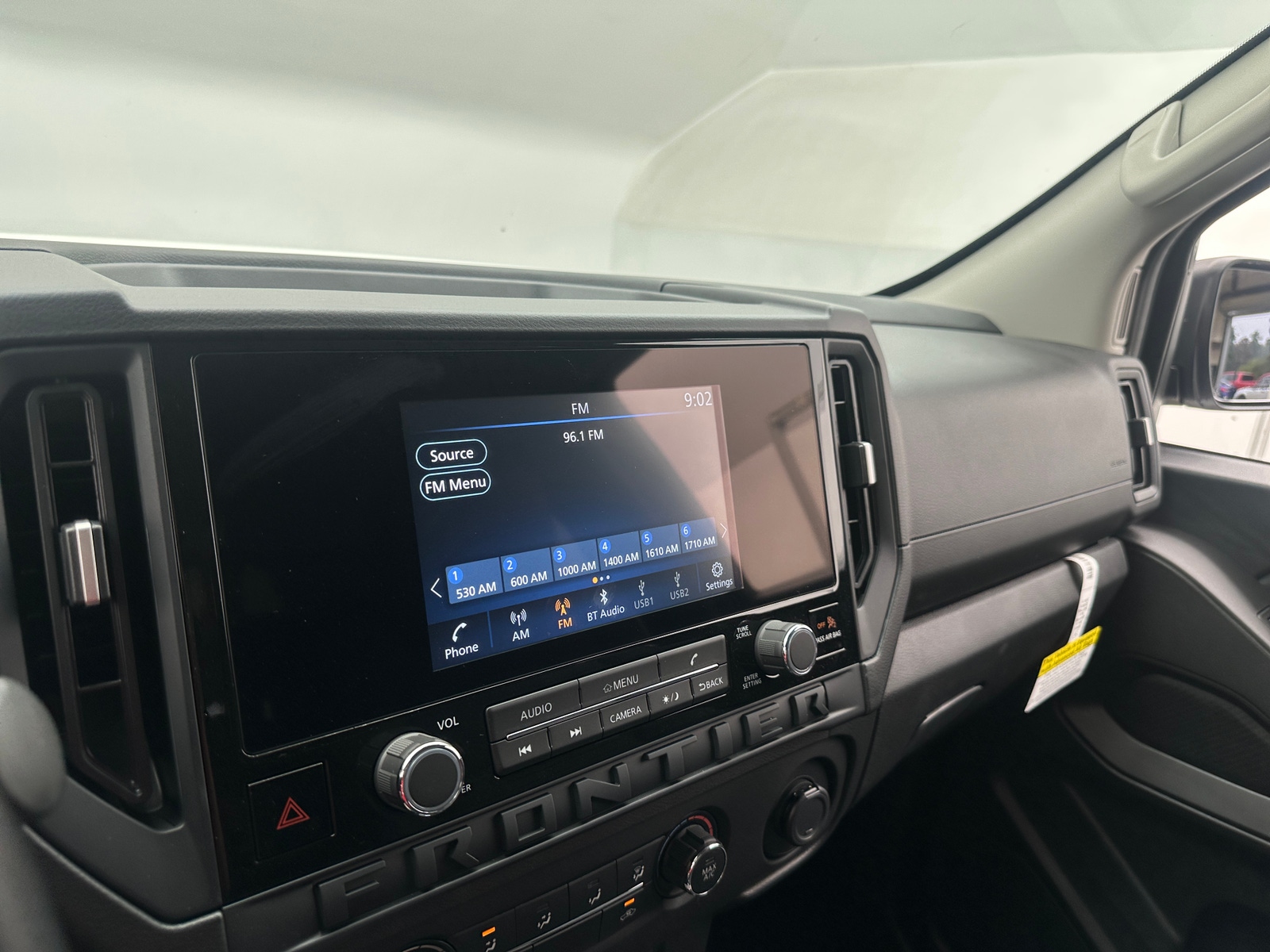 Thumbnail: 2025 Nissan Frontier - 4