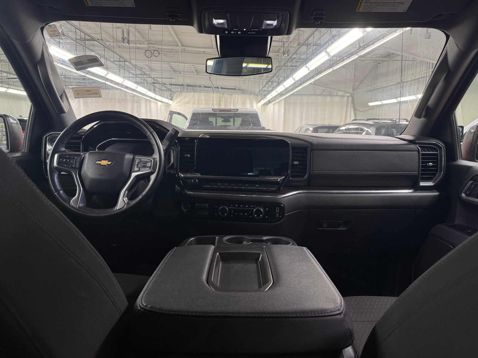 Thumbnail: 2025 Chevrolet Silverado 1500 - 3