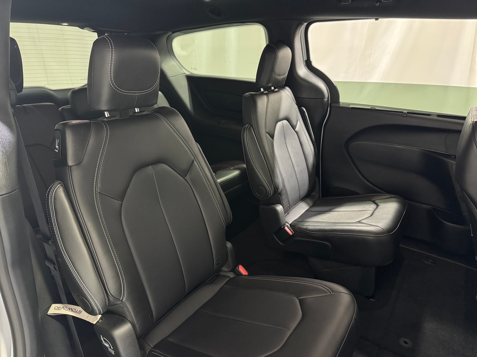 Thumbnail: 2026 Chrysler Pacifica - 5