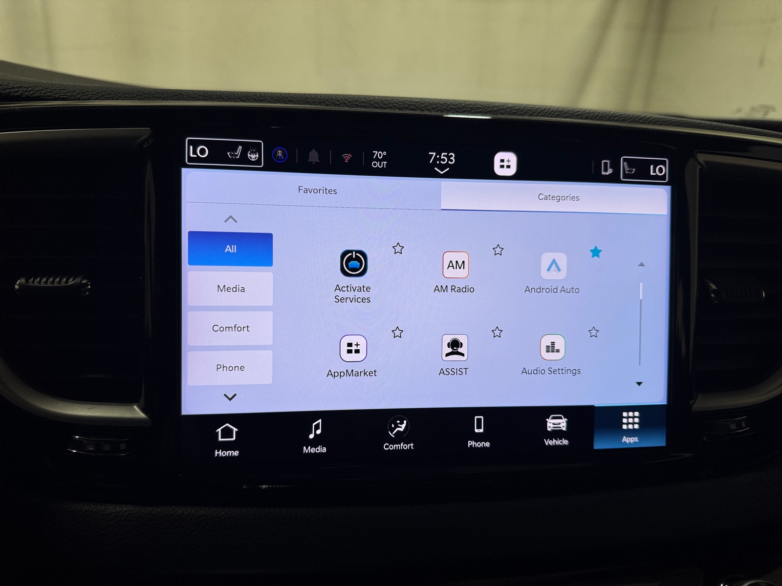 Thumbnail: 2026 Chrysler Pacifica - 3