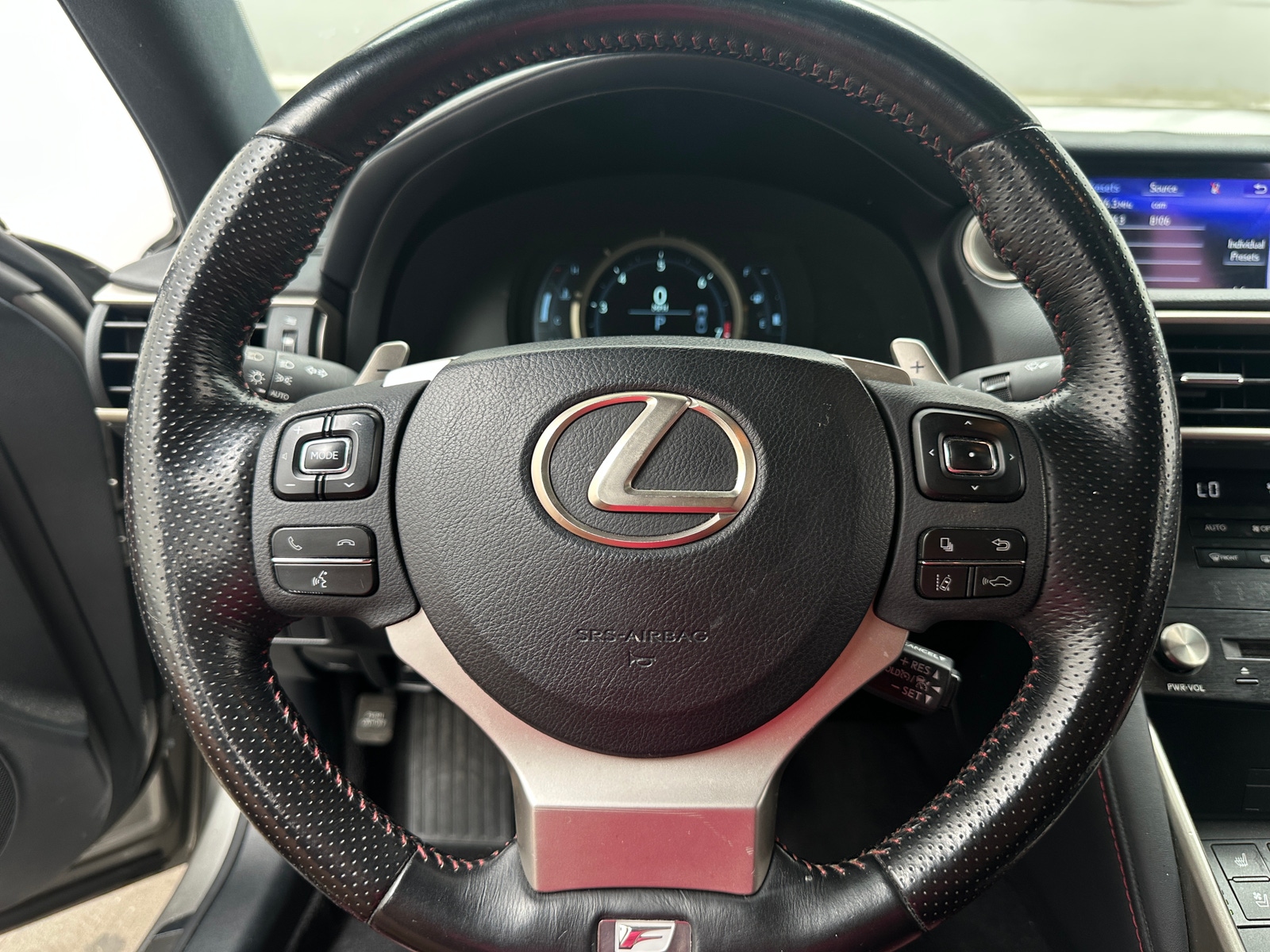 Thumbnail: 2018 Lexus IS - 4