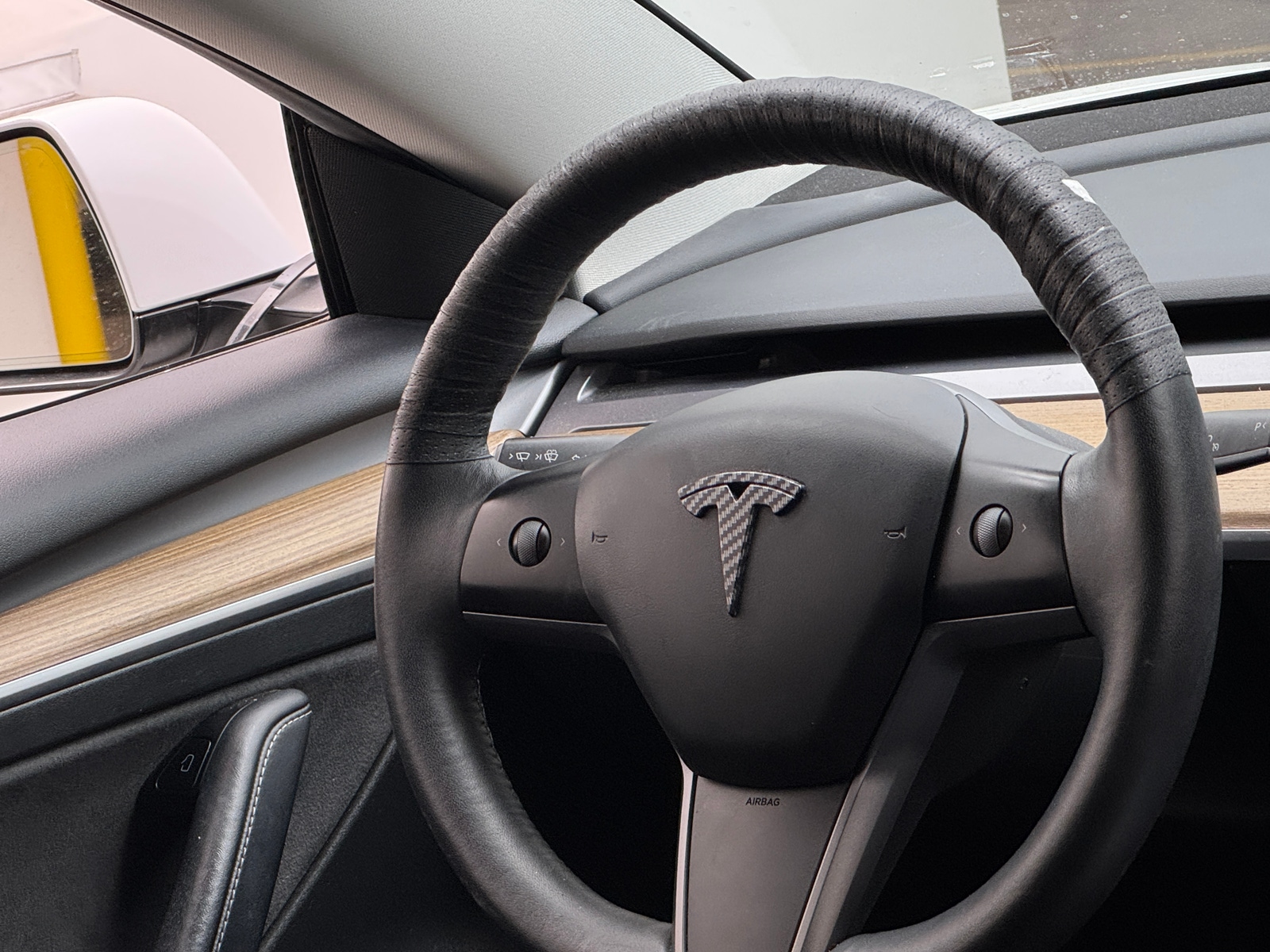 Thumbnail: 2023 Tesla Model 3 - 4