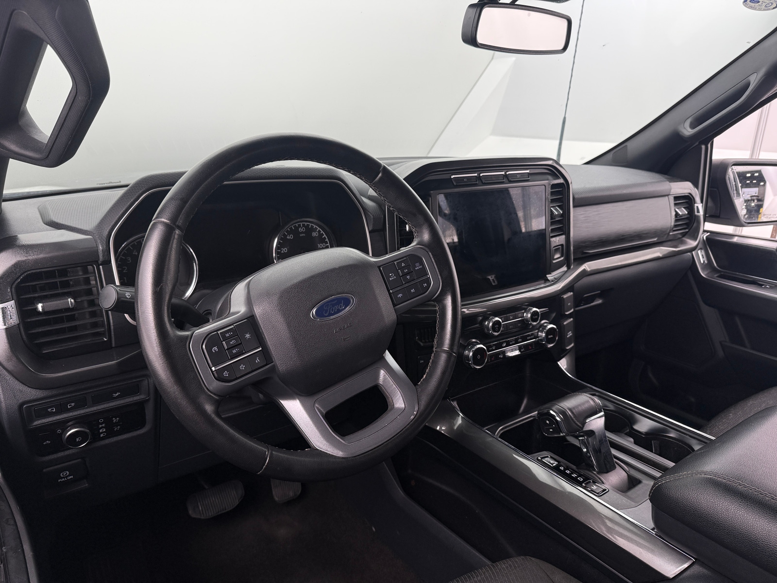 Thumbnail: 2023 Ford Econoline - 3