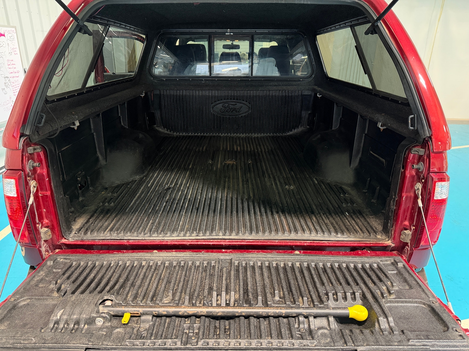 Thumbnail: 2016 Ford Econoline - 6