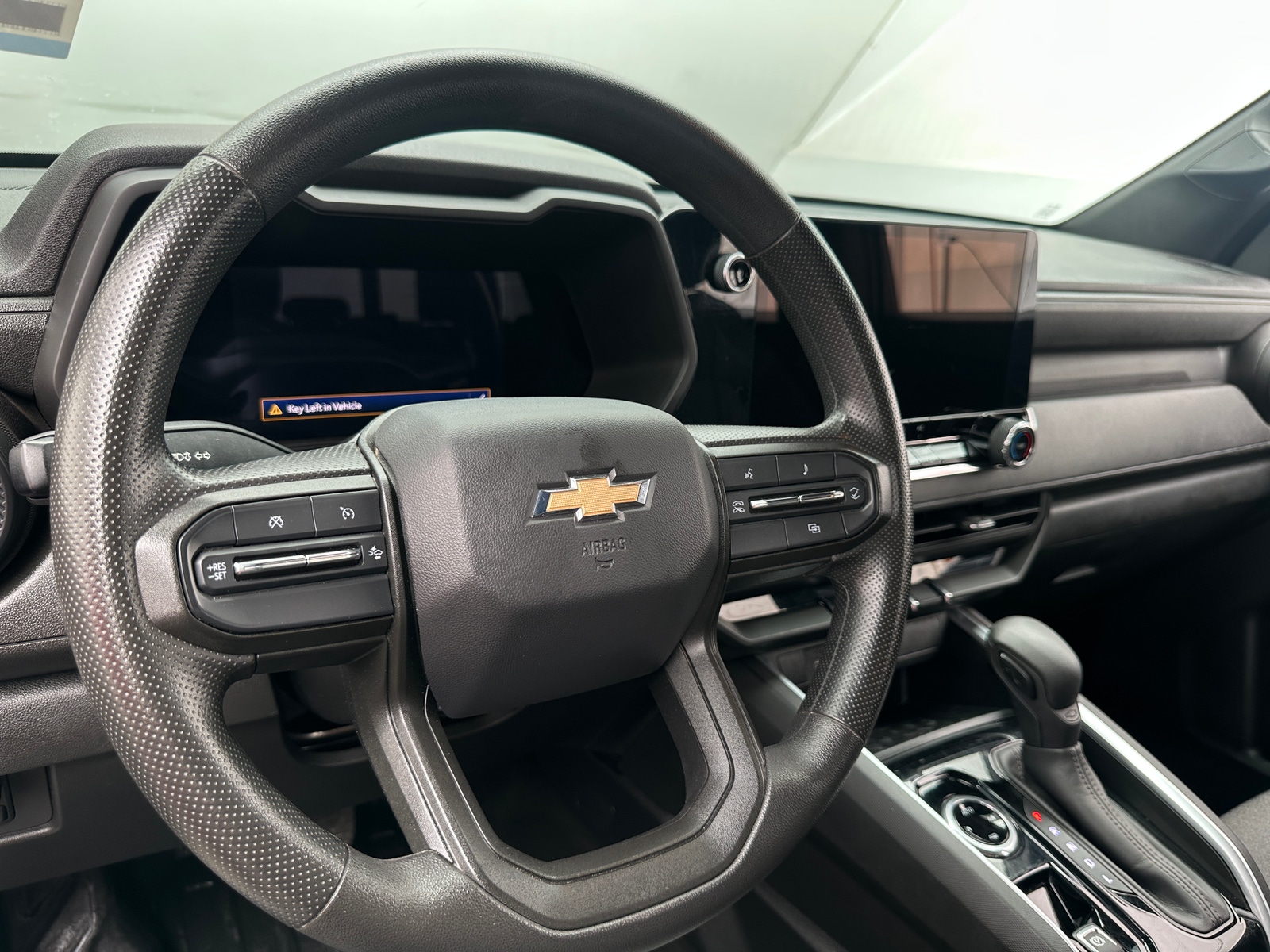 Thumbnail: 2023 Chevrolet Colorado - 5