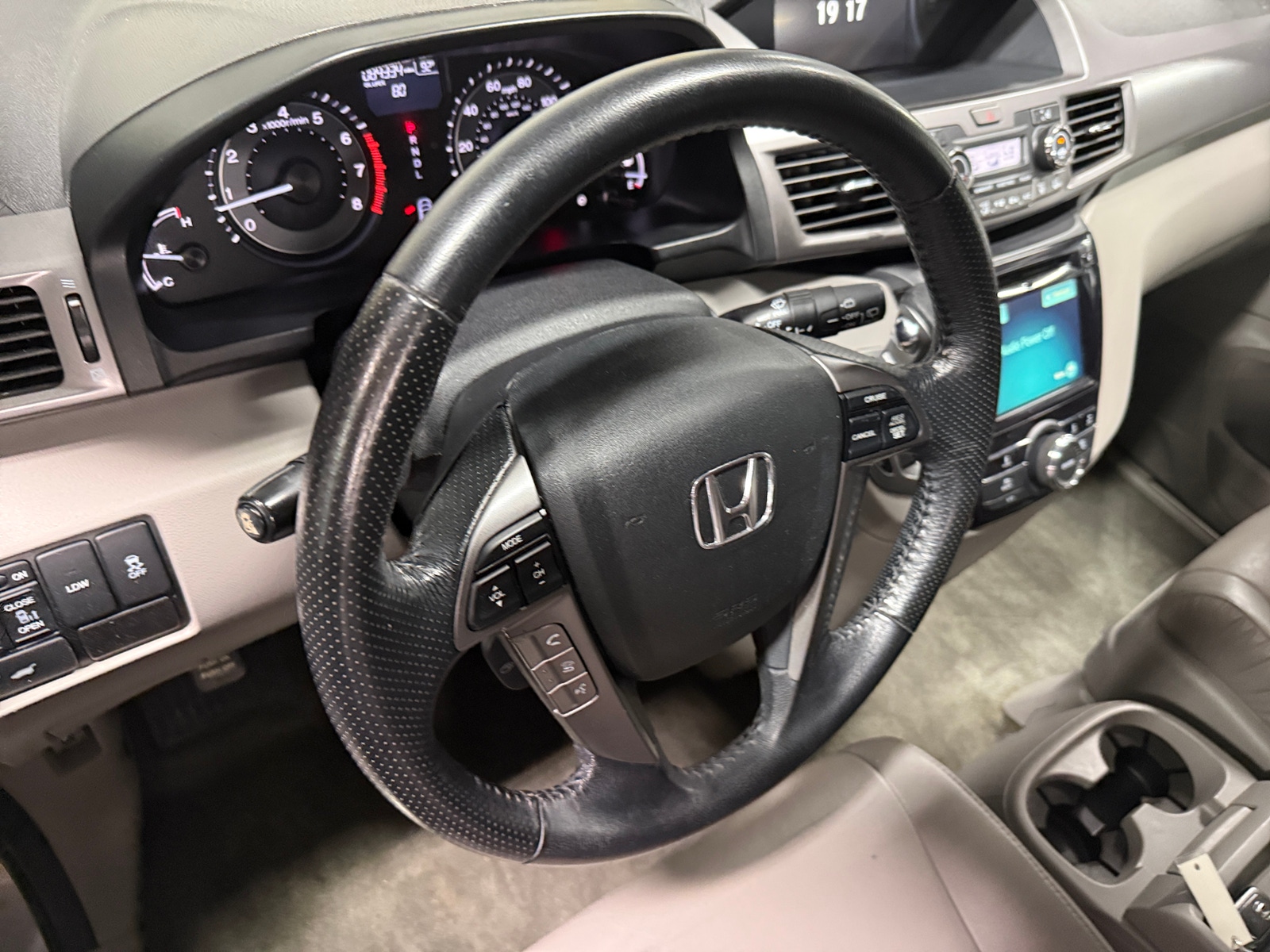 Thumbnail: 2015 Honda Odyssey - 4