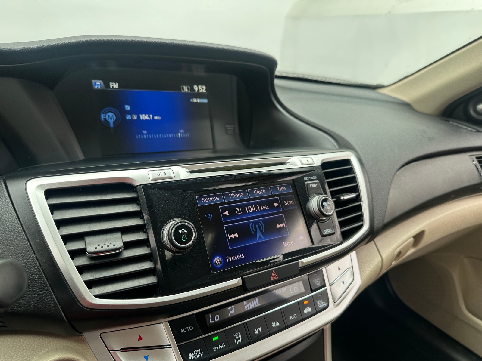 Thumbnail: 2015 Honda Accord - 3