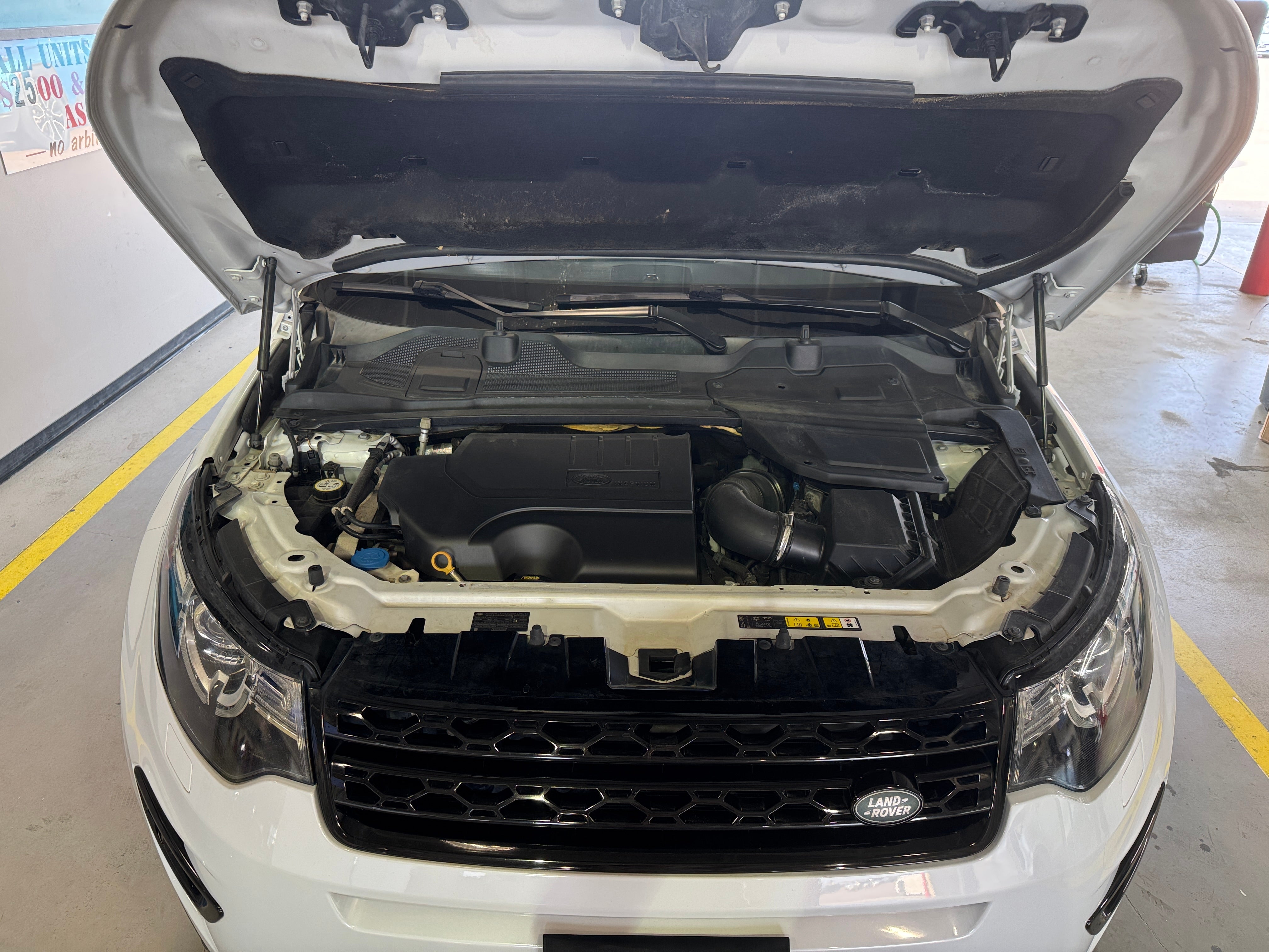 Used 2018 Land Rover Discovery Sport HSE with VIN SALCR2RX0JH742022 for sale in Pewaukee, WI