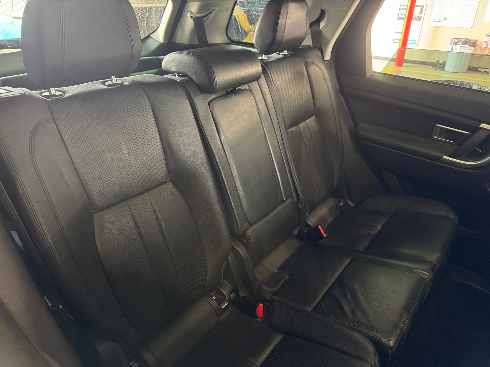 Thumbnail: 2018 Land Rover Discovery Sport - 5