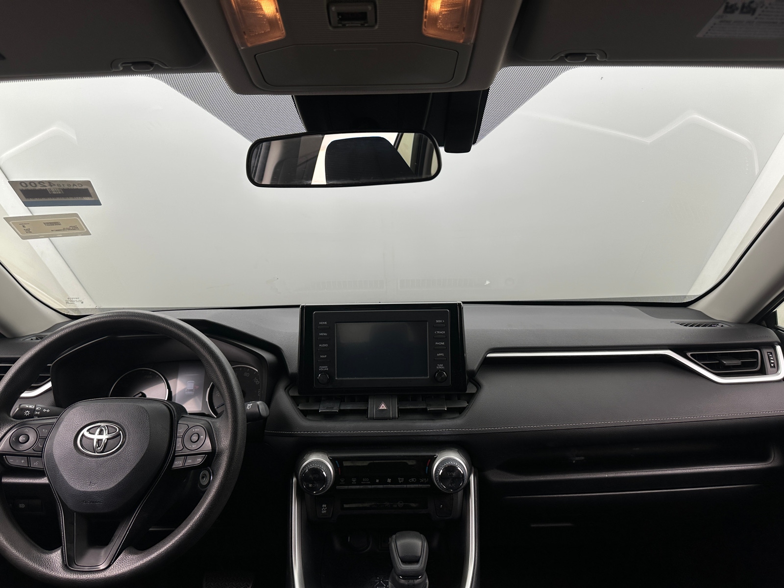 Thumbnail: 2019 Toyota RAV4 - 3