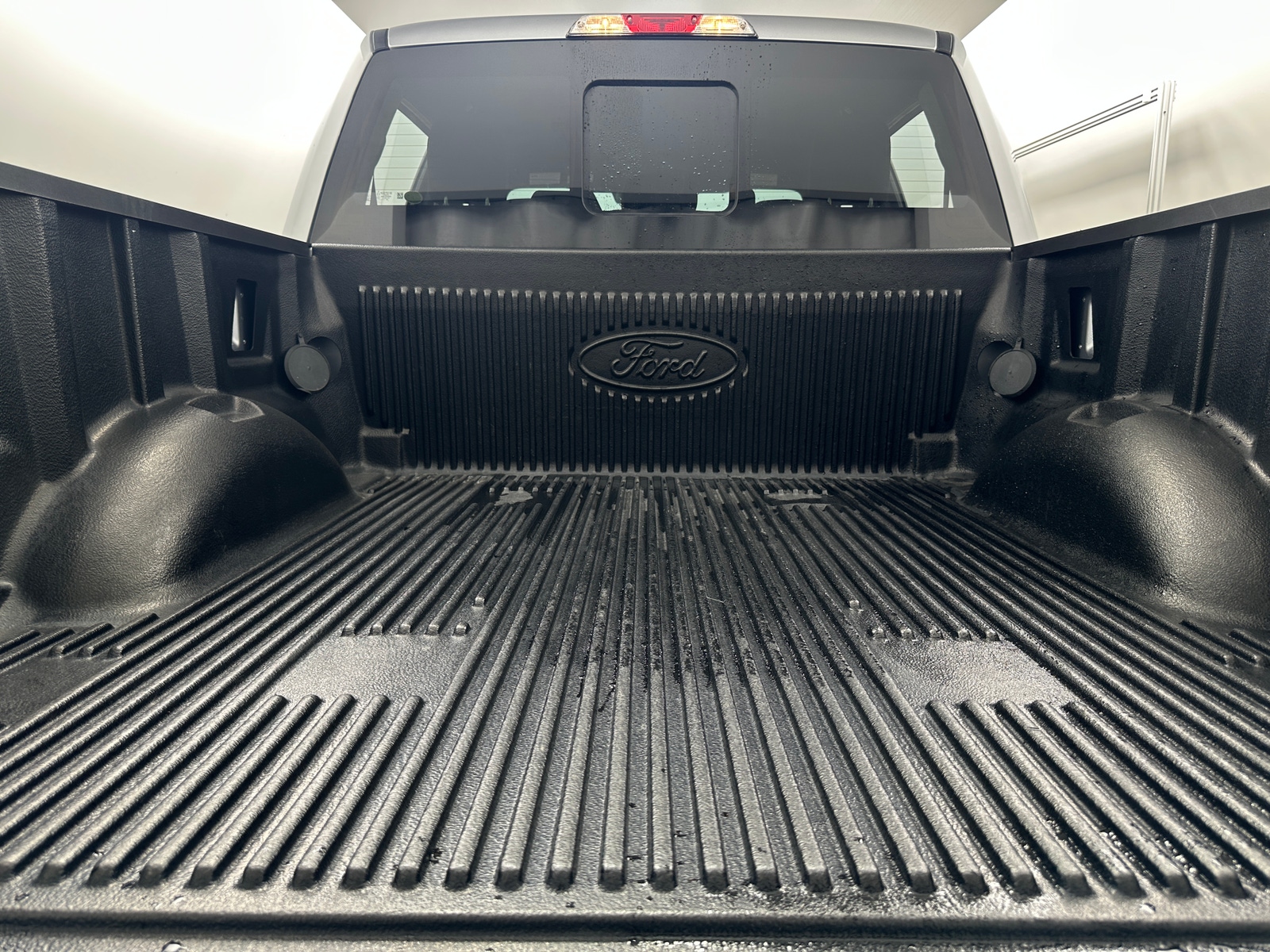 Thumbnail: 2020 Ford Econoline - 7