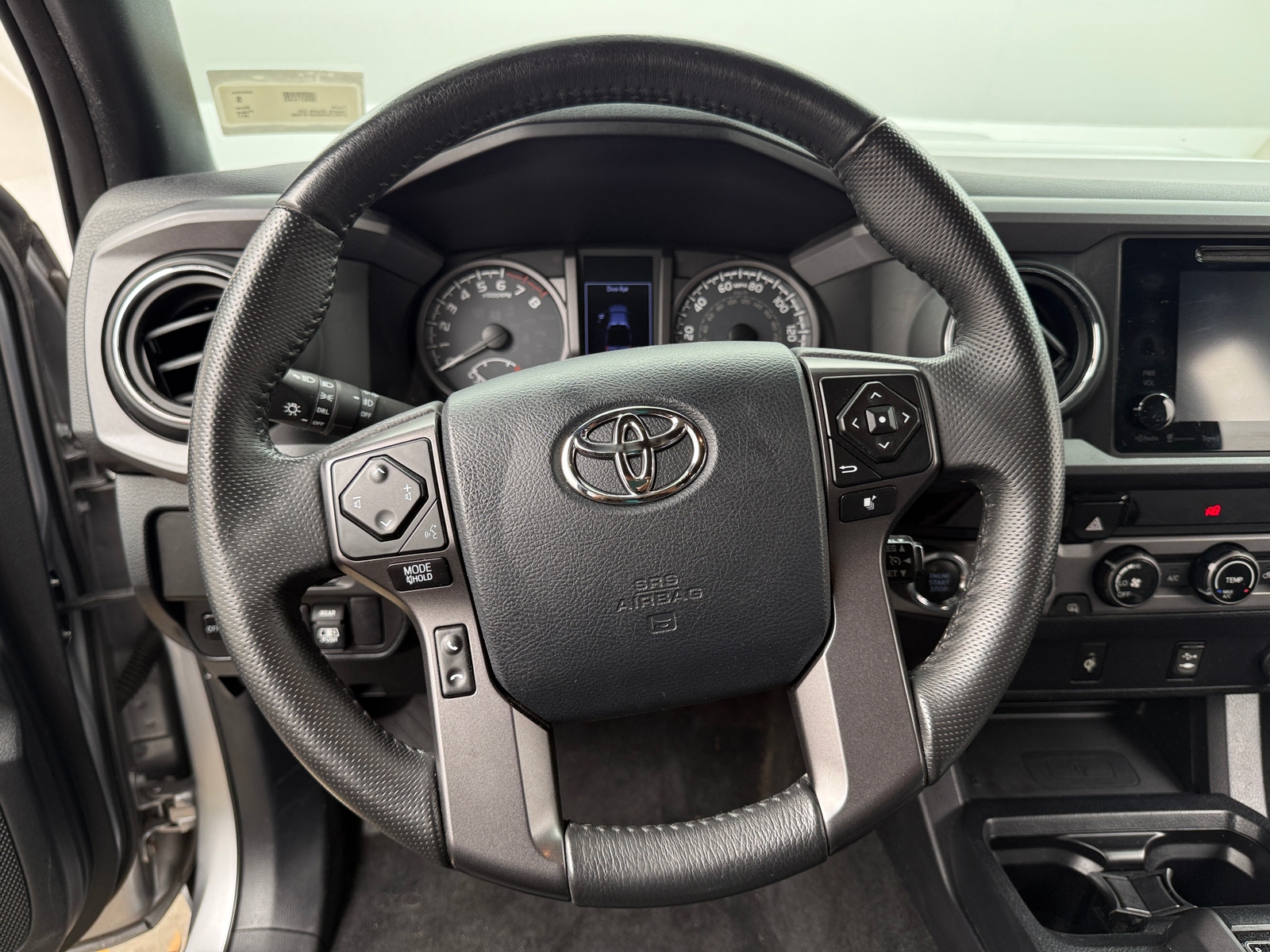 Thumbnail: 2017 Toyota Tacoma - 5