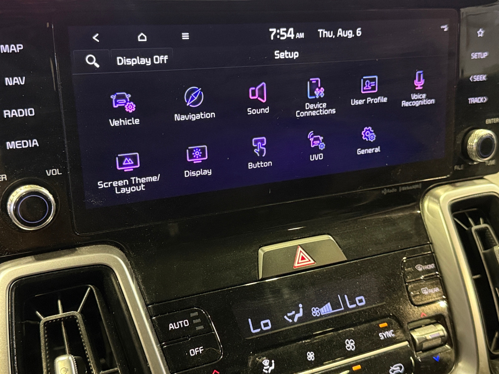 Thumbnail: 2022 Kia Sorento - 3
