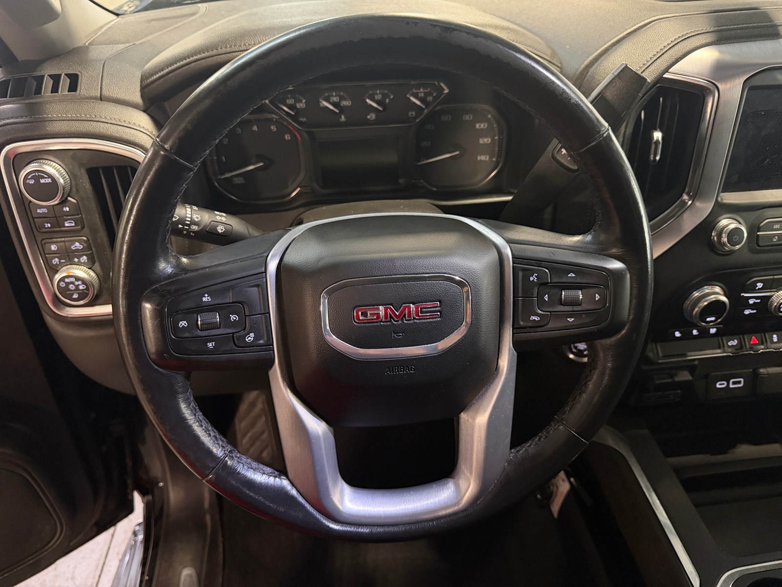 Thumbnail: 2022 GMC Sierra 1500 - 4