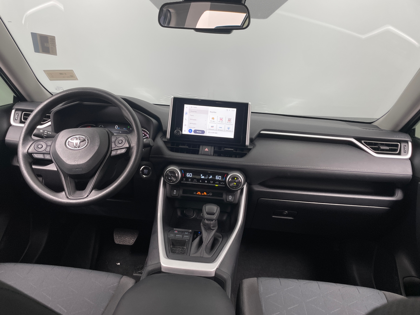 Thumbnail: 2025 Toyota RAV4 - 3