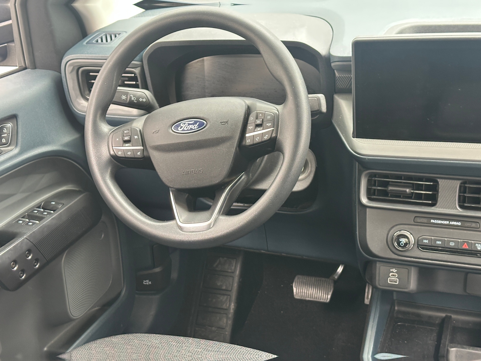 Thumbnail: 2025 Ford Maverick - 5