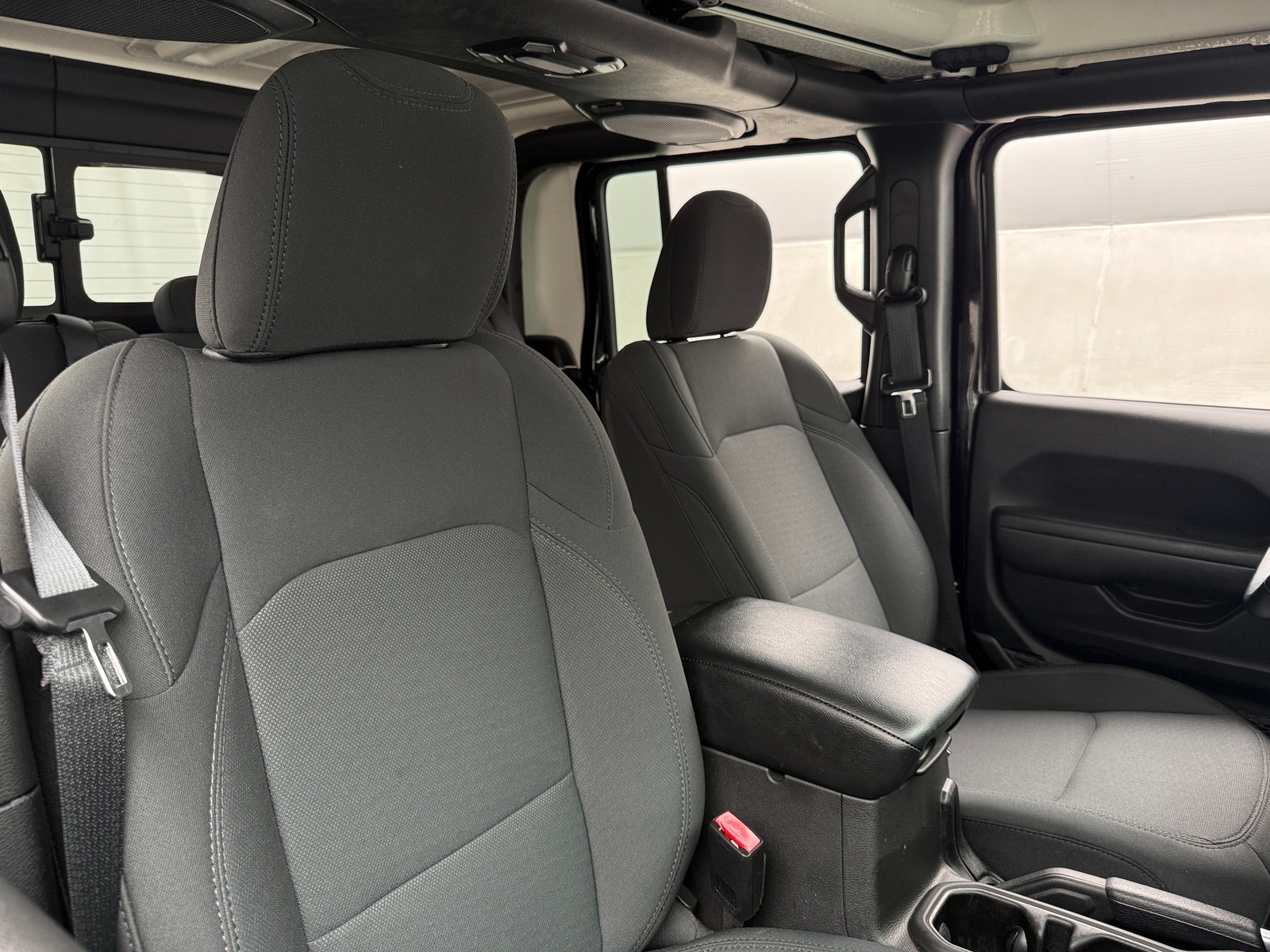 Thumbnail: 2022 Jeep Gladiator - 2