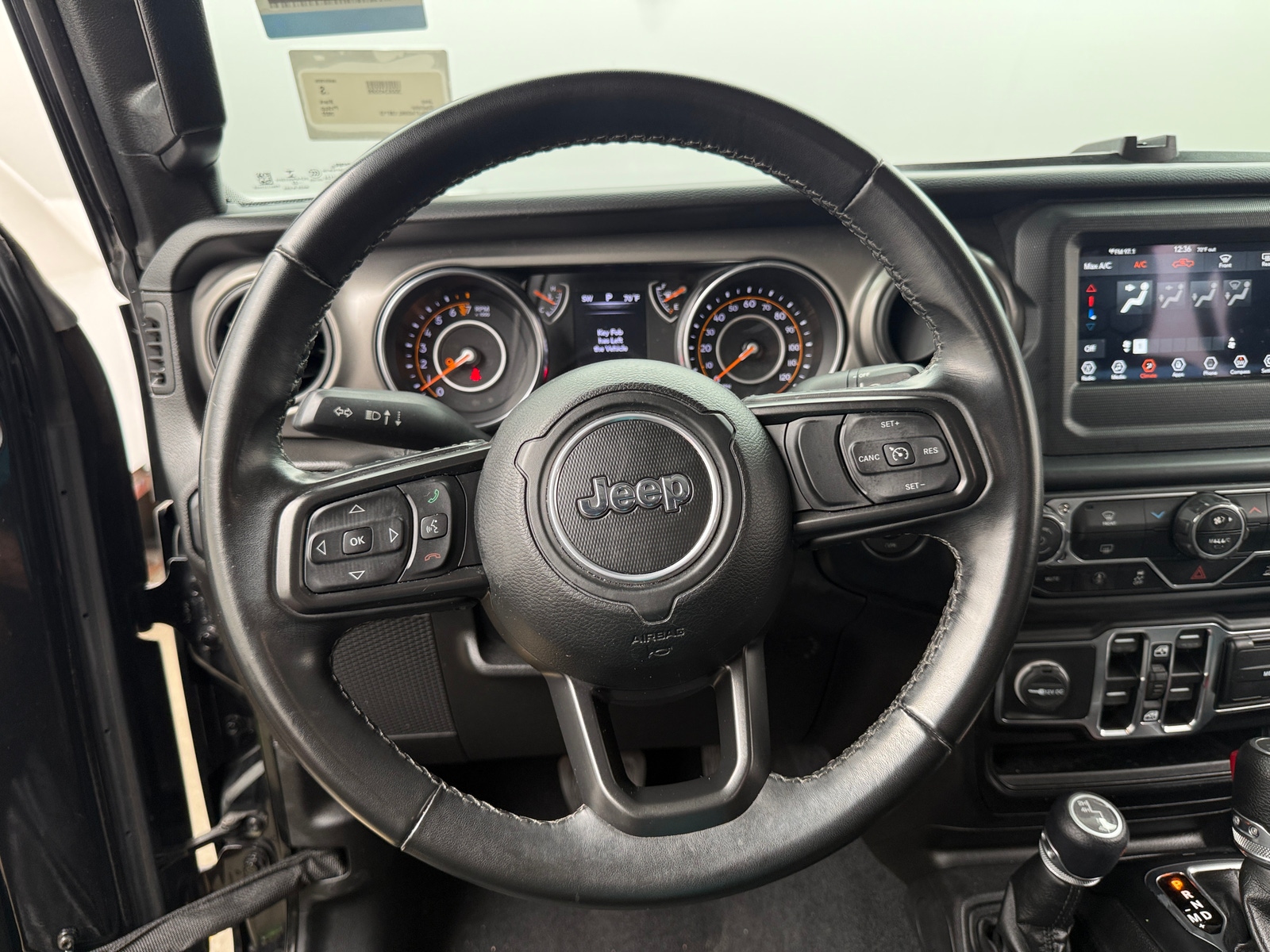 Thumbnail: 2022 Jeep Gladiator - 5