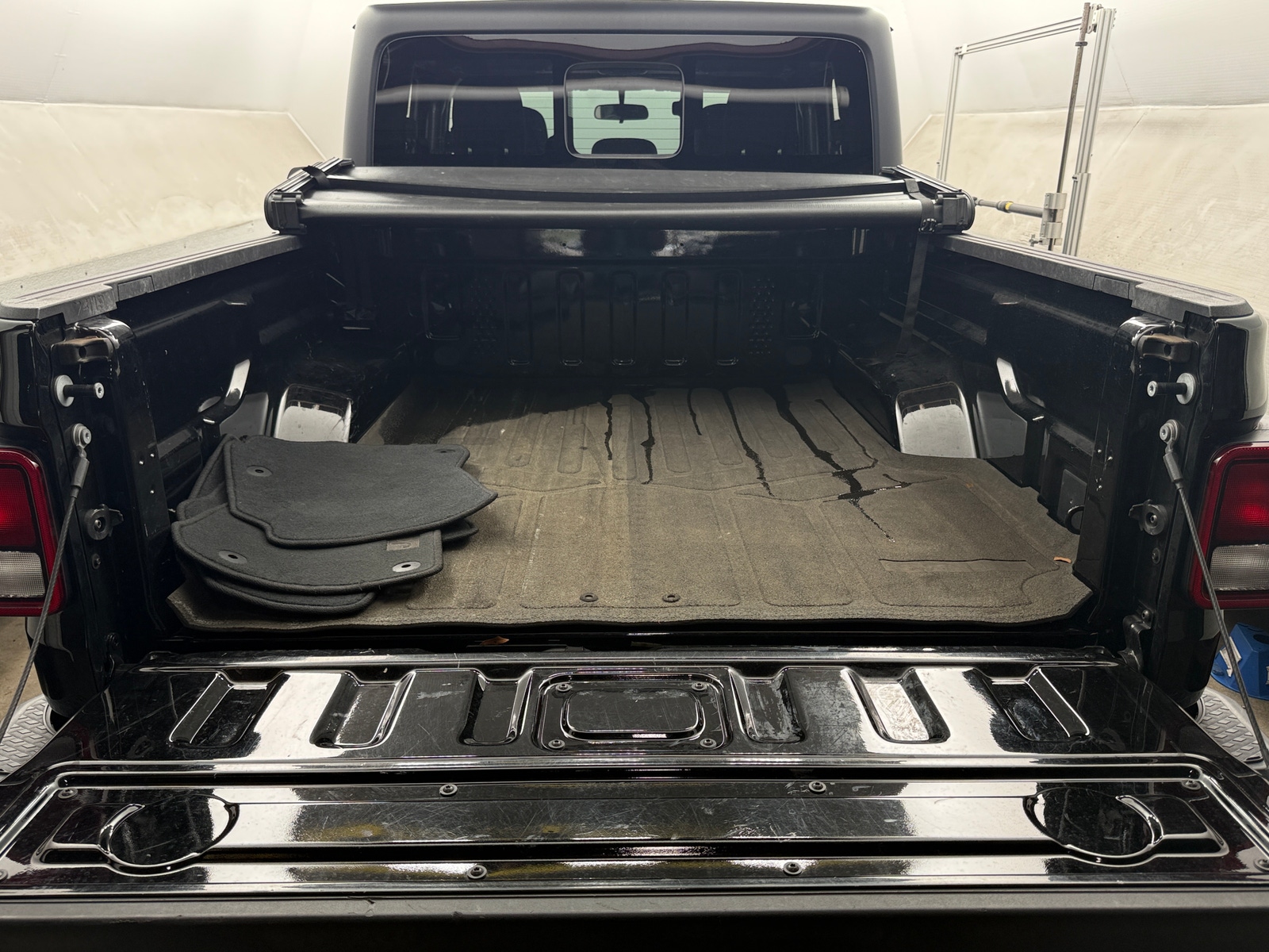 Thumbnail: 2022 Jeep Gladiator - 7