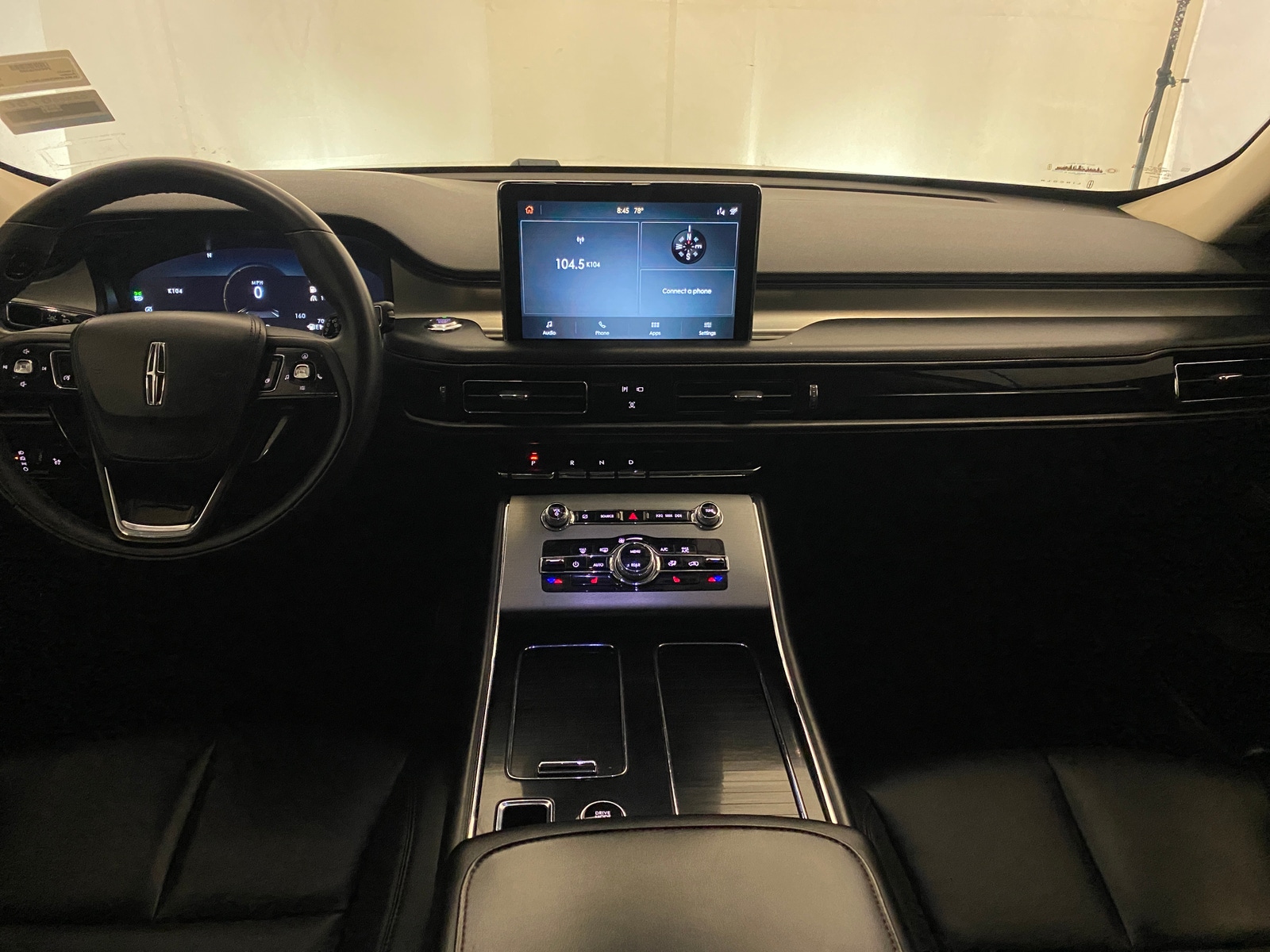 Thumbnail: 2022 Lincoln Aviator - 2
