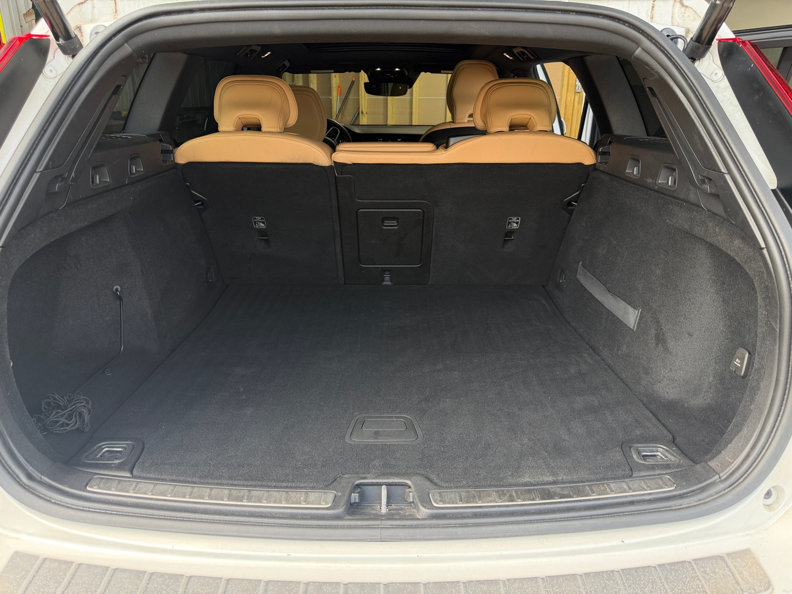 Thumbnail: 2020 Volvo V60 - 6