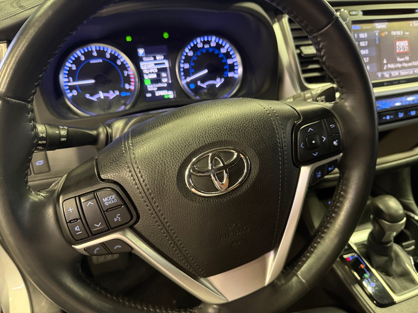 Thumbnail: 2019 Toyota Highlander - 4