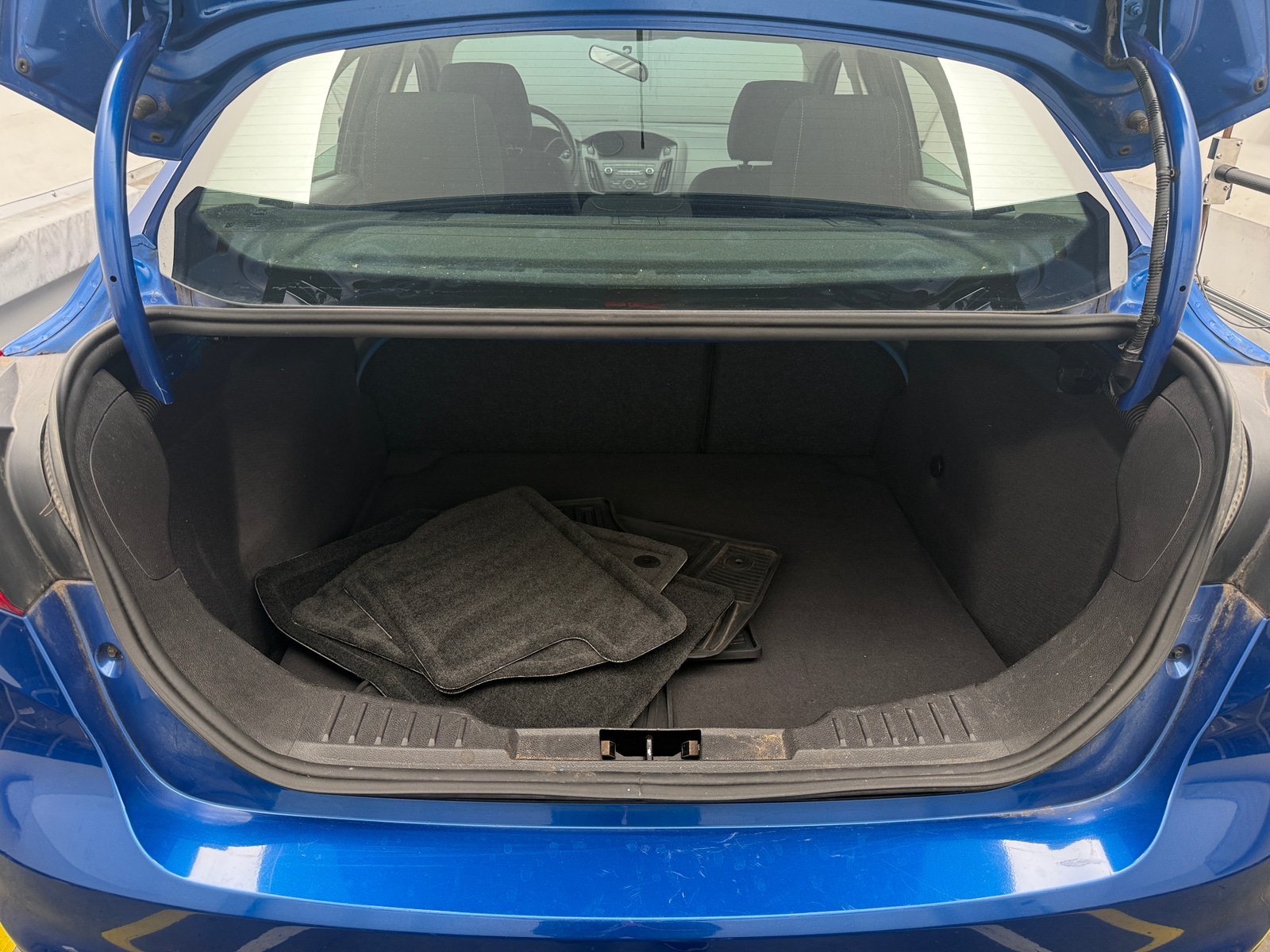 Thumbnail: 2018 Ford Focus - 7
