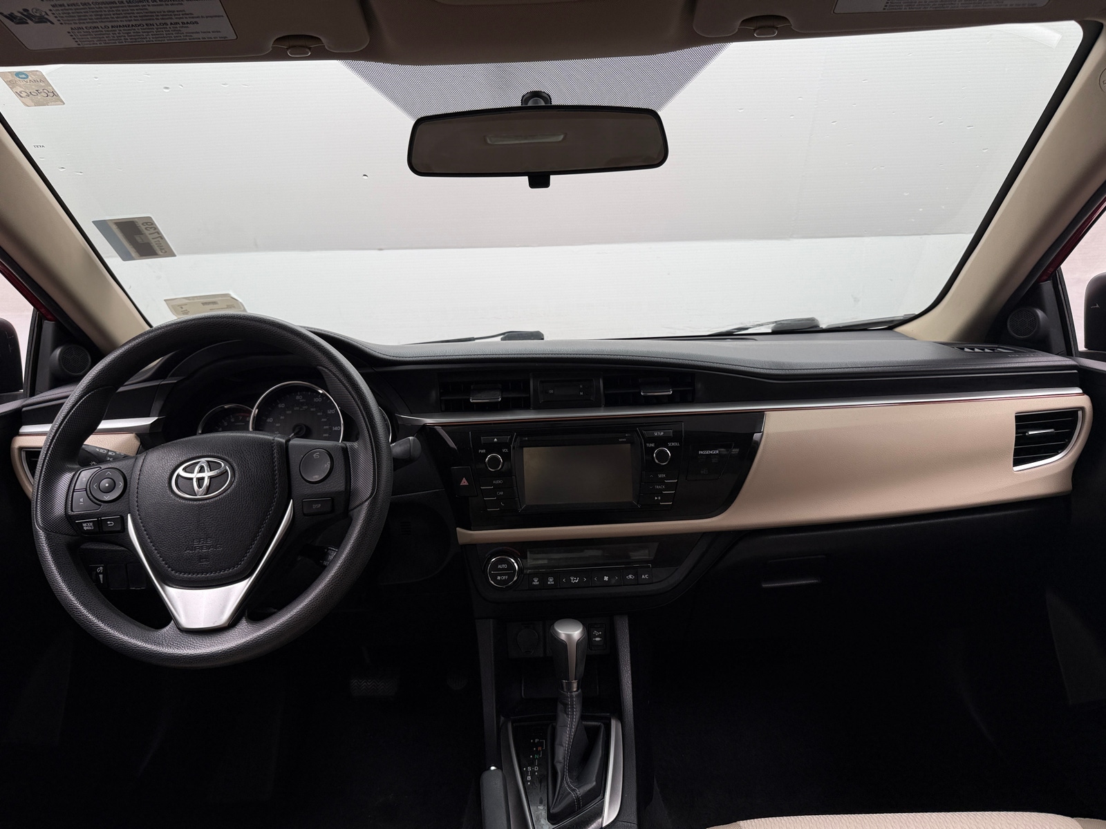 Thumbnail: 2015 Toyota Corolla - 3